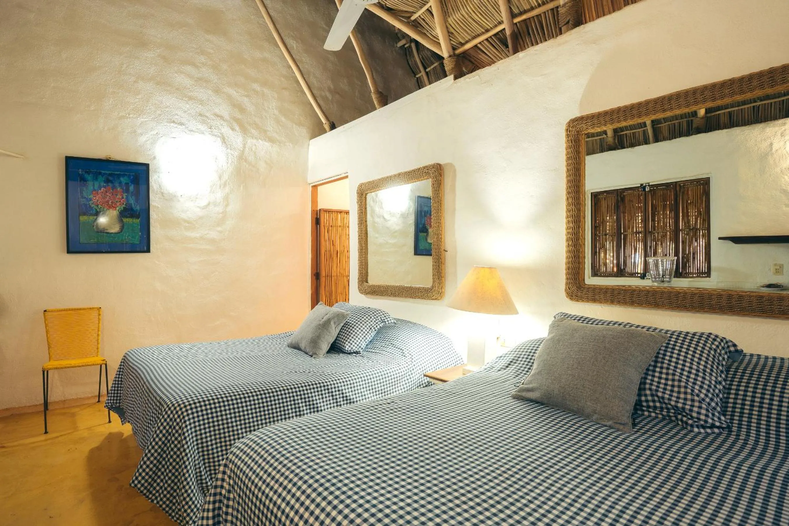 Bed in Junto al Rio Bungalows & Suites