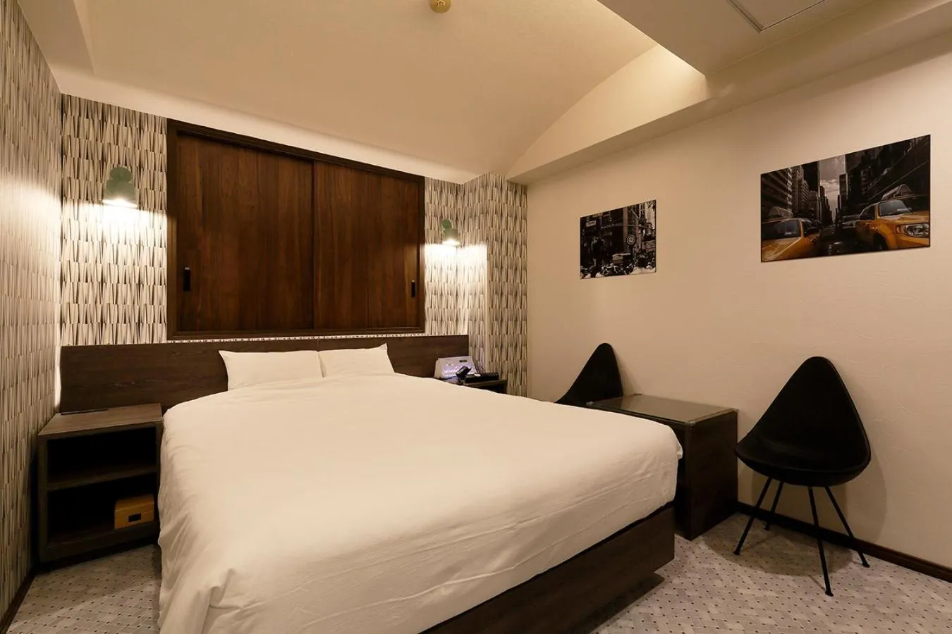 Bed in 555MOTEL SHONAN