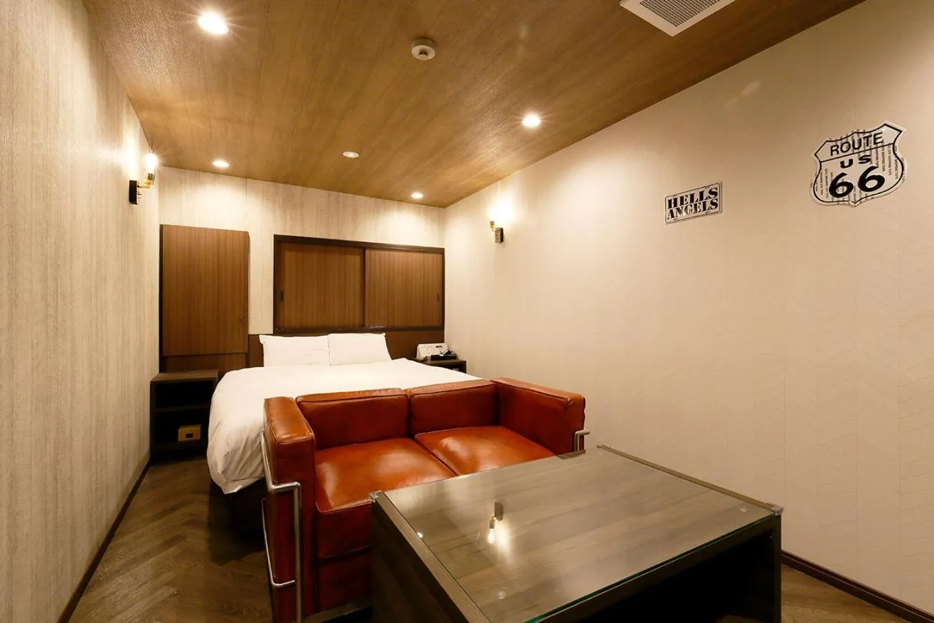 Bed in 555MOTEL SHONAN