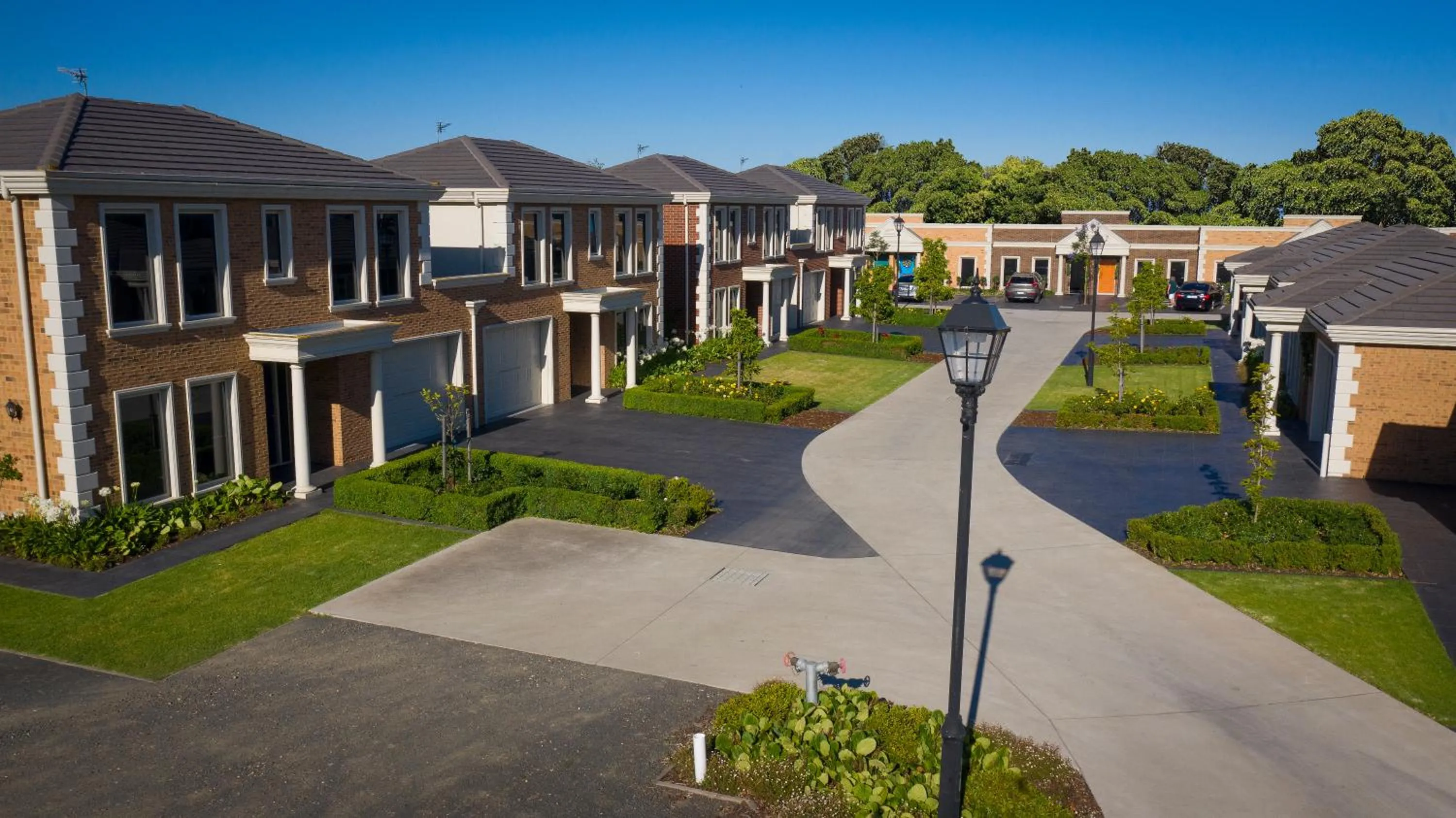 Property building in Mansi on Raymond