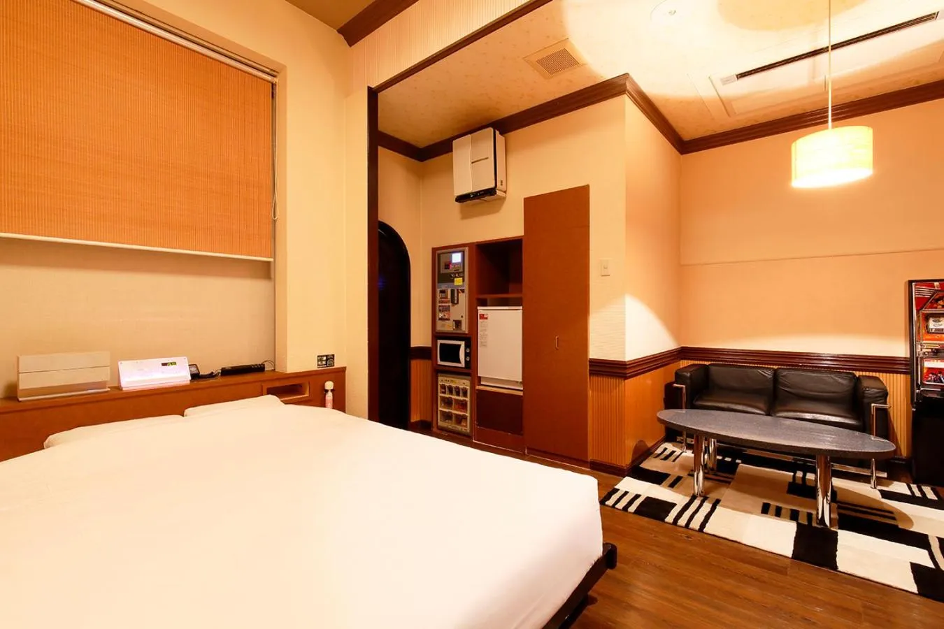 Bed in 隠家(ajito) HOTEL555 御殿場2