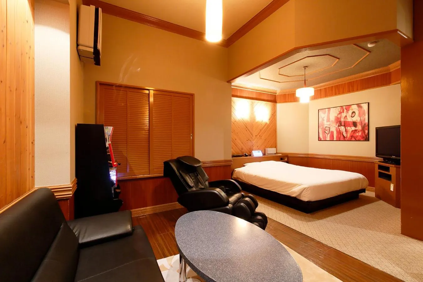 Bed in 隠家(ajito) HOTEL555 御殿場2