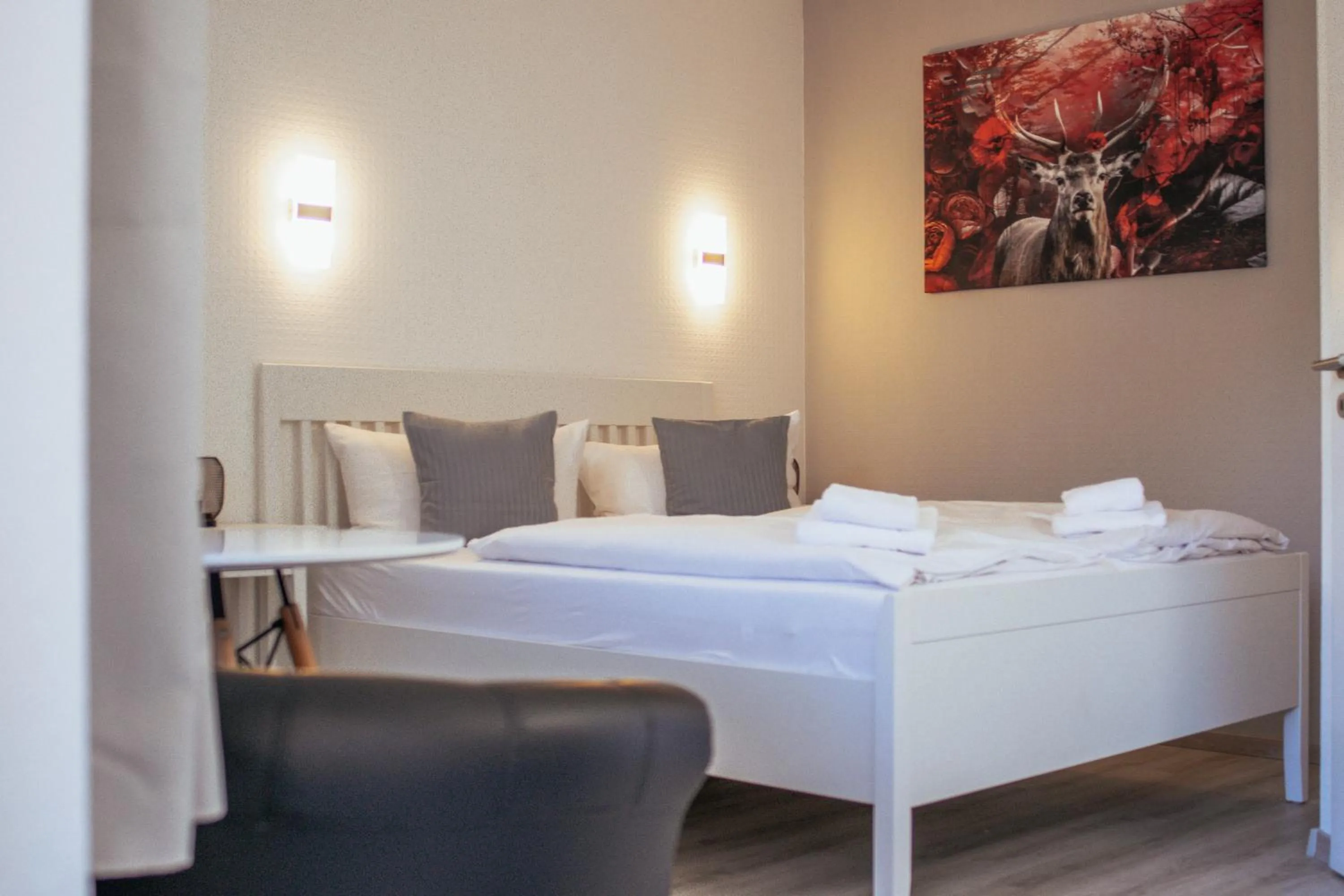 Photo of the whole room, Bed in REGIOHOTEL Wolmirstedter Hof Wolmirstedt