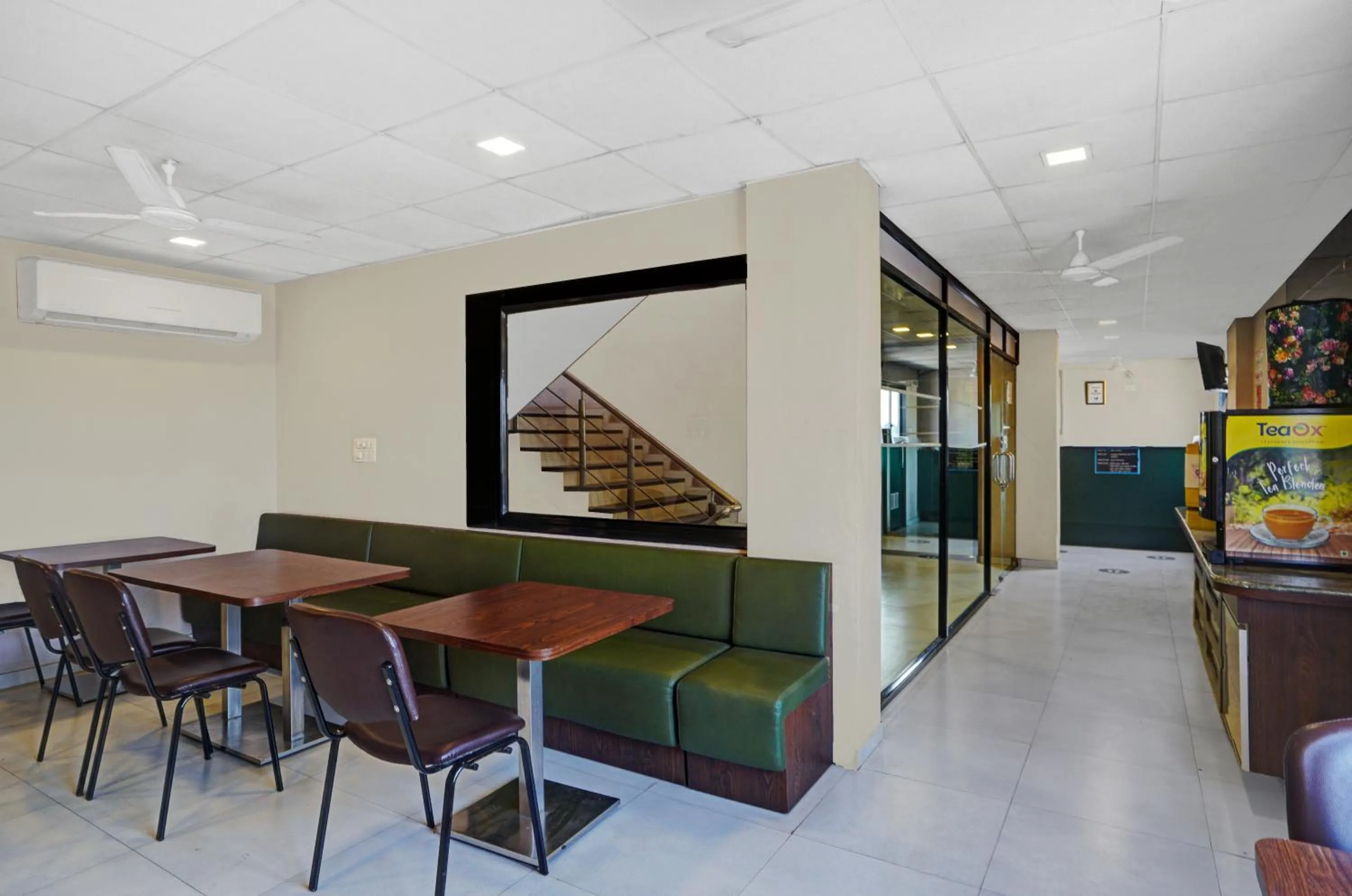 Breakfast in Greenotel Rooms Hazira, Surat