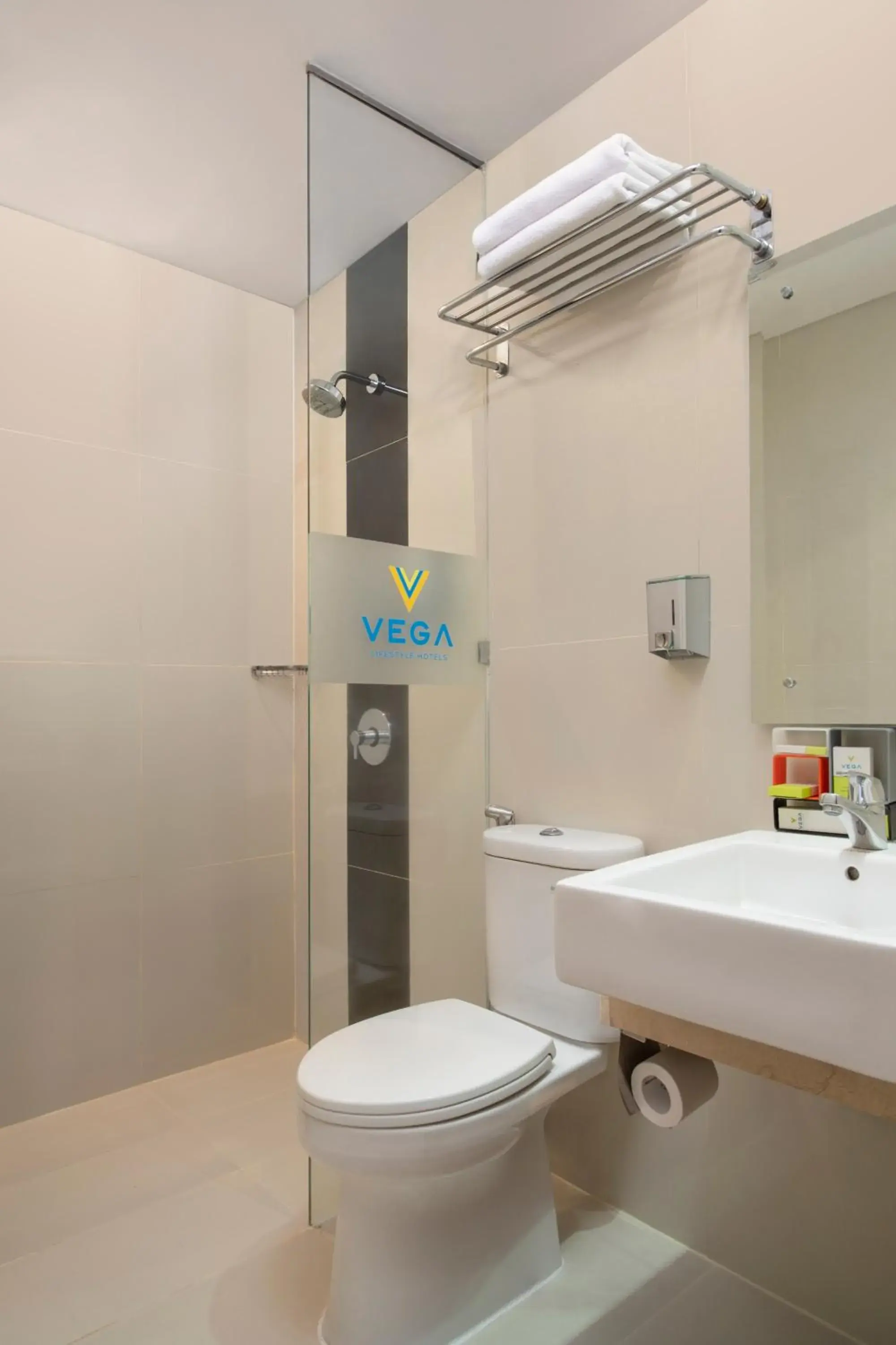 Superior Double or Twin Room in Vega Hotel Gading Serpong Superior Double or Twin Room in Vega Hotel Gading Serpong
