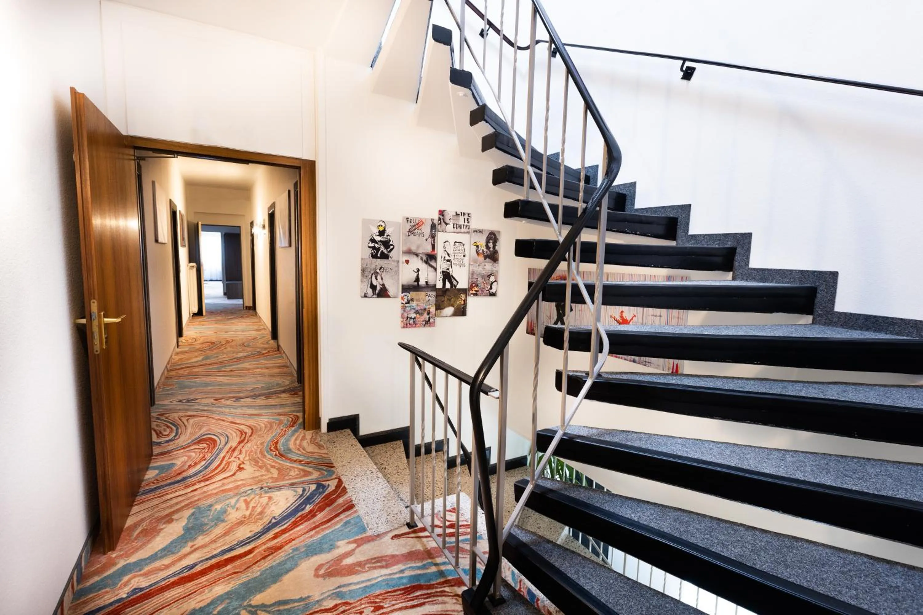 Lobby or reception in Firzlaff's Hotel