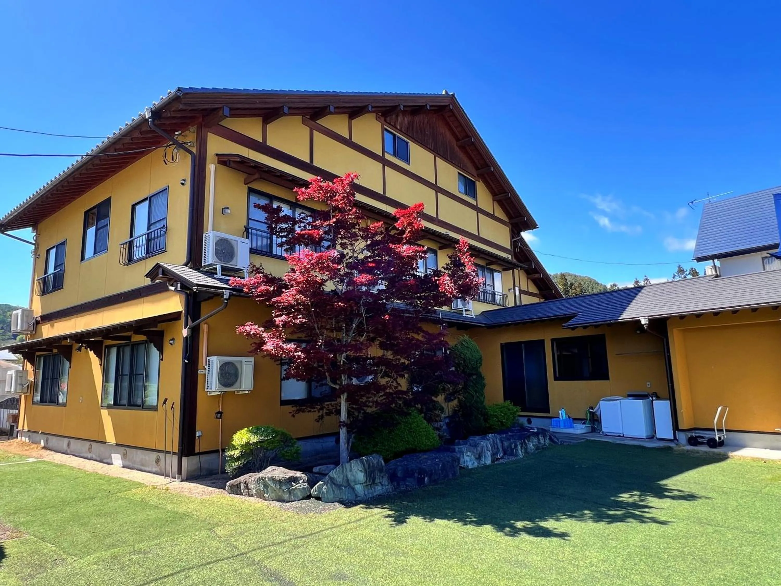Hanasaku Onsen Yoshiyaso