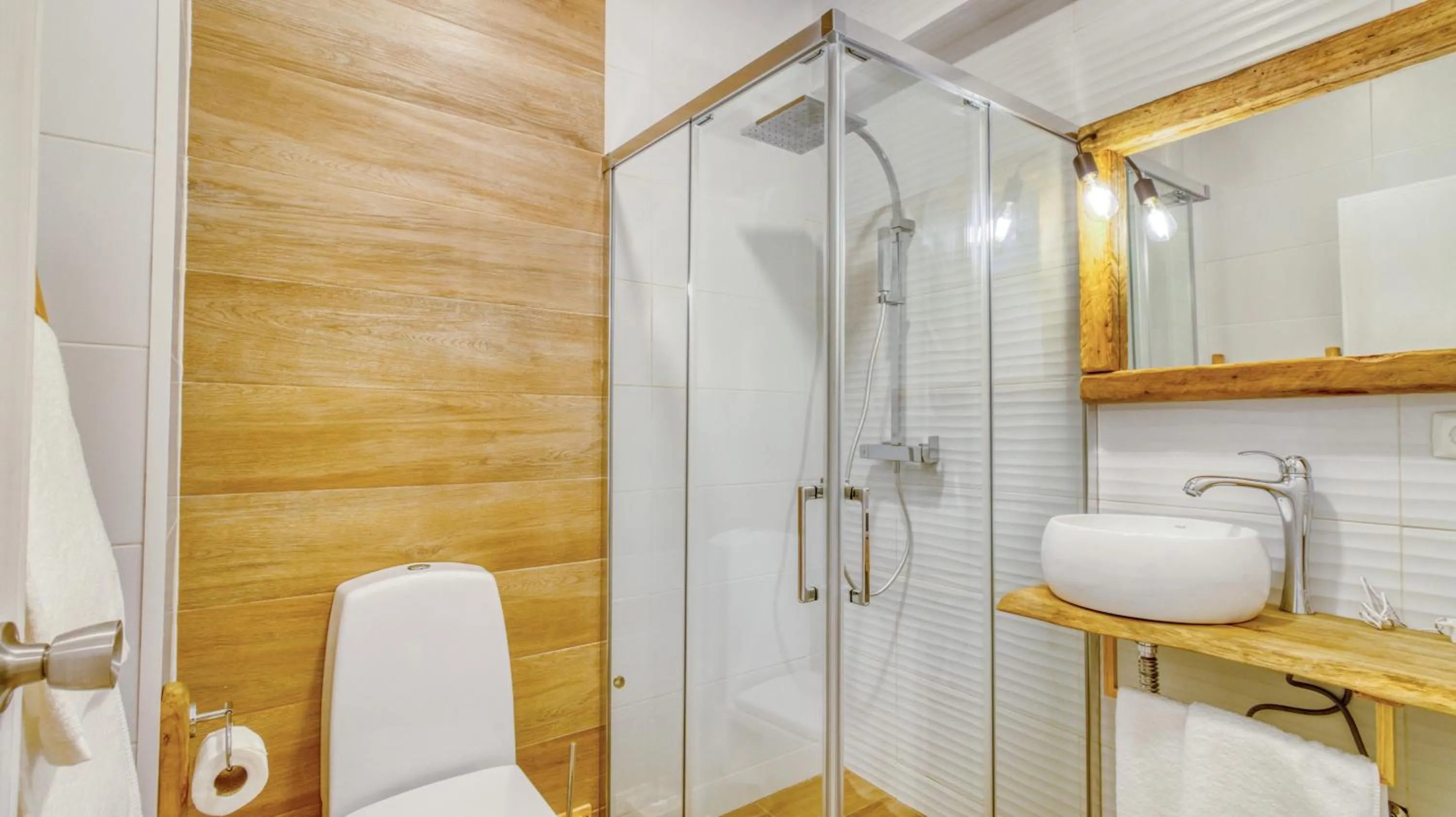 Bathroom in Villa Center - Alojamento Local