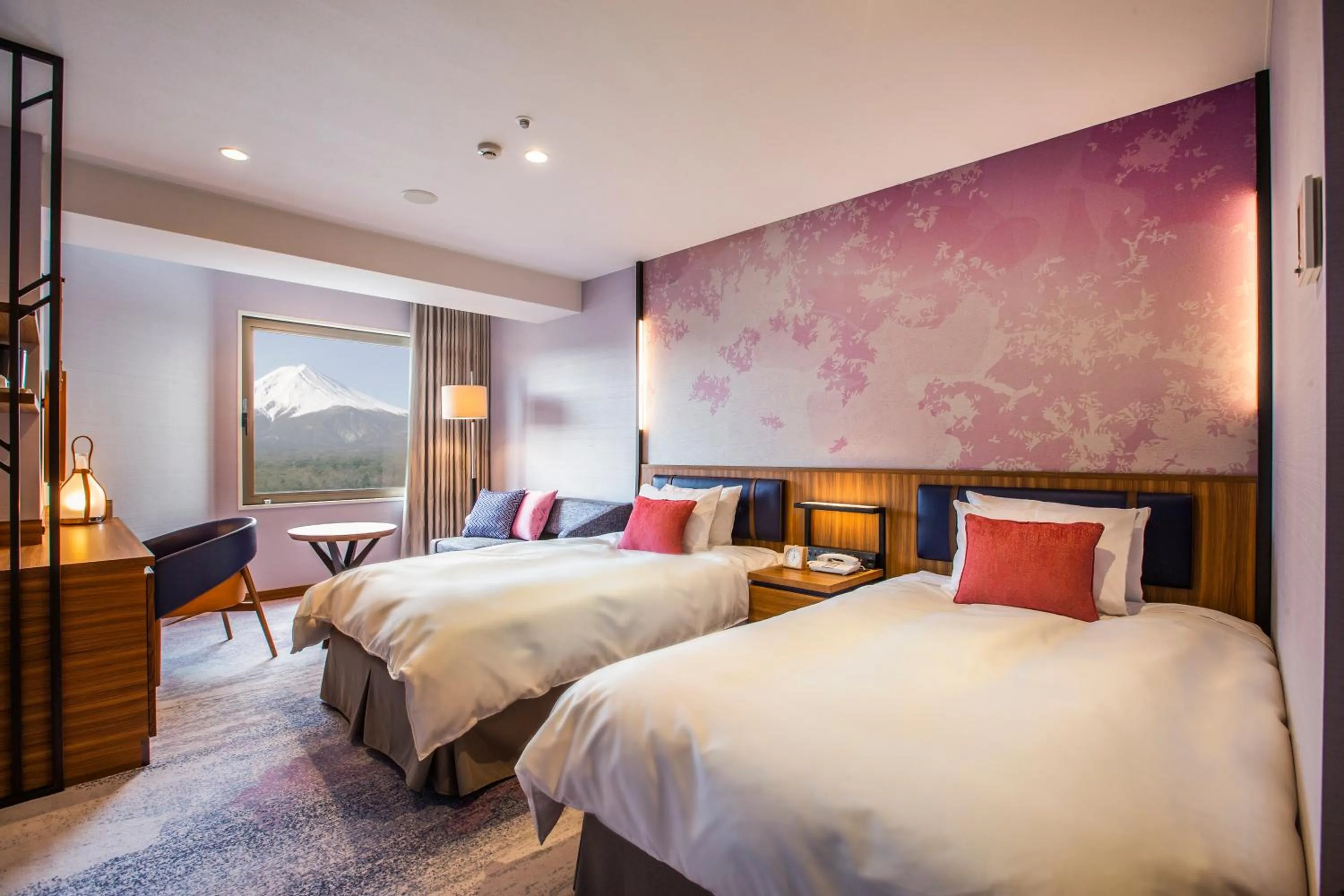 Photo of the whole room, Bed in Highland Resort Hotel & Spa