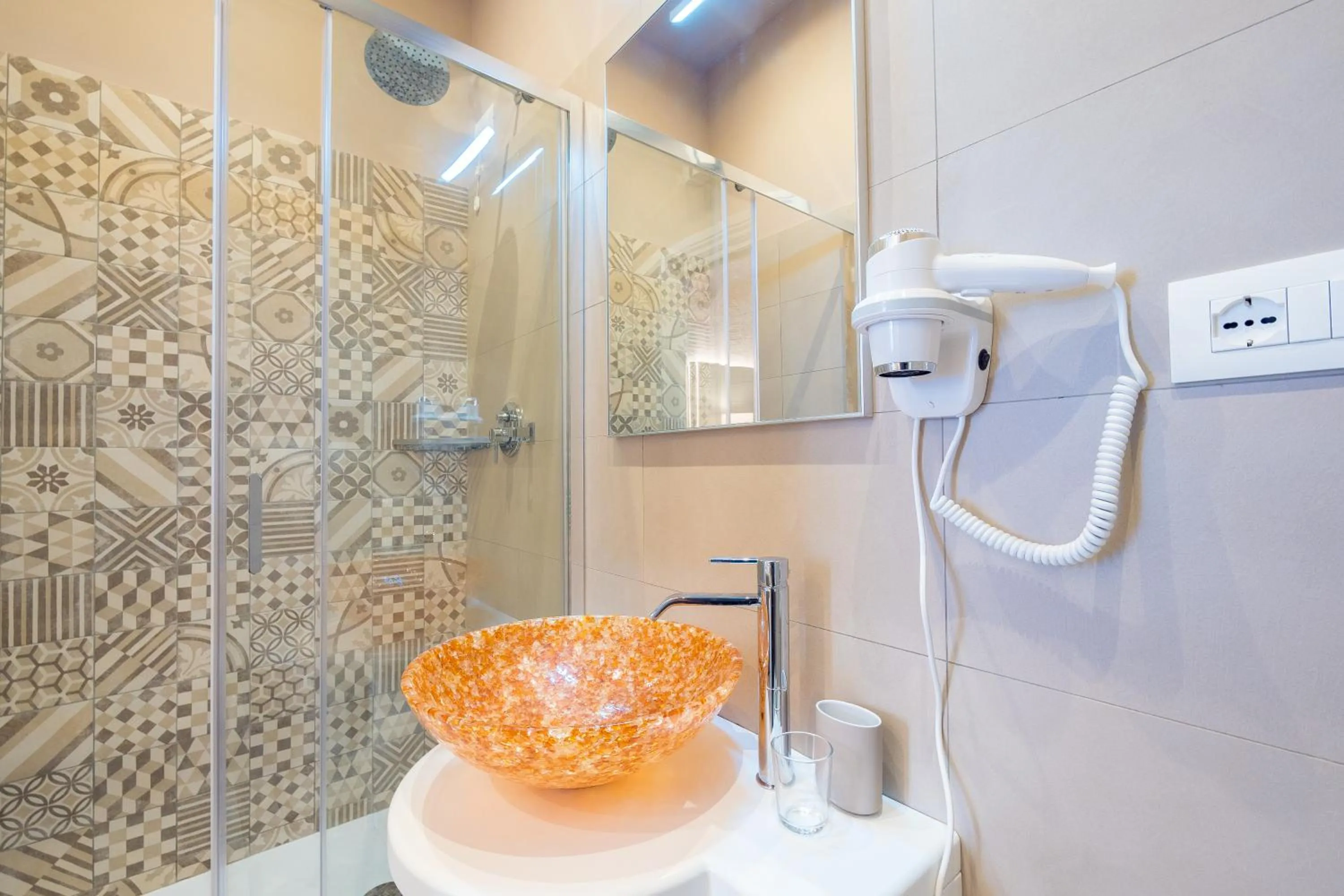 Toilet in Bramble Luxury Suites