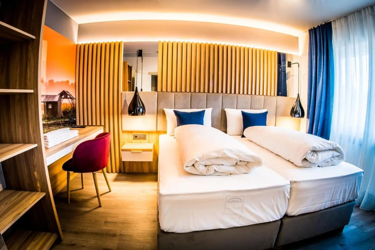 Bedroom, Bed in Hotel Wilder Mann