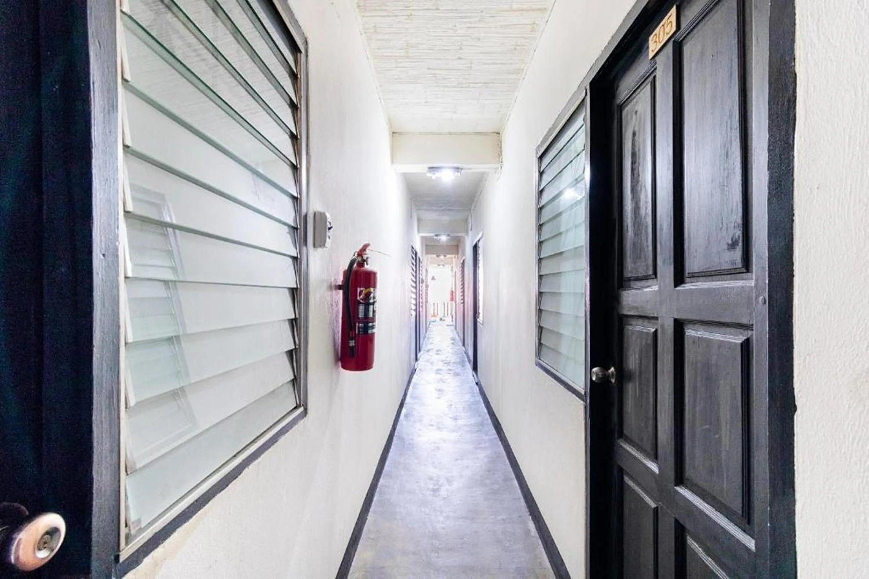 Property building in Baan Lanna at Prasingh