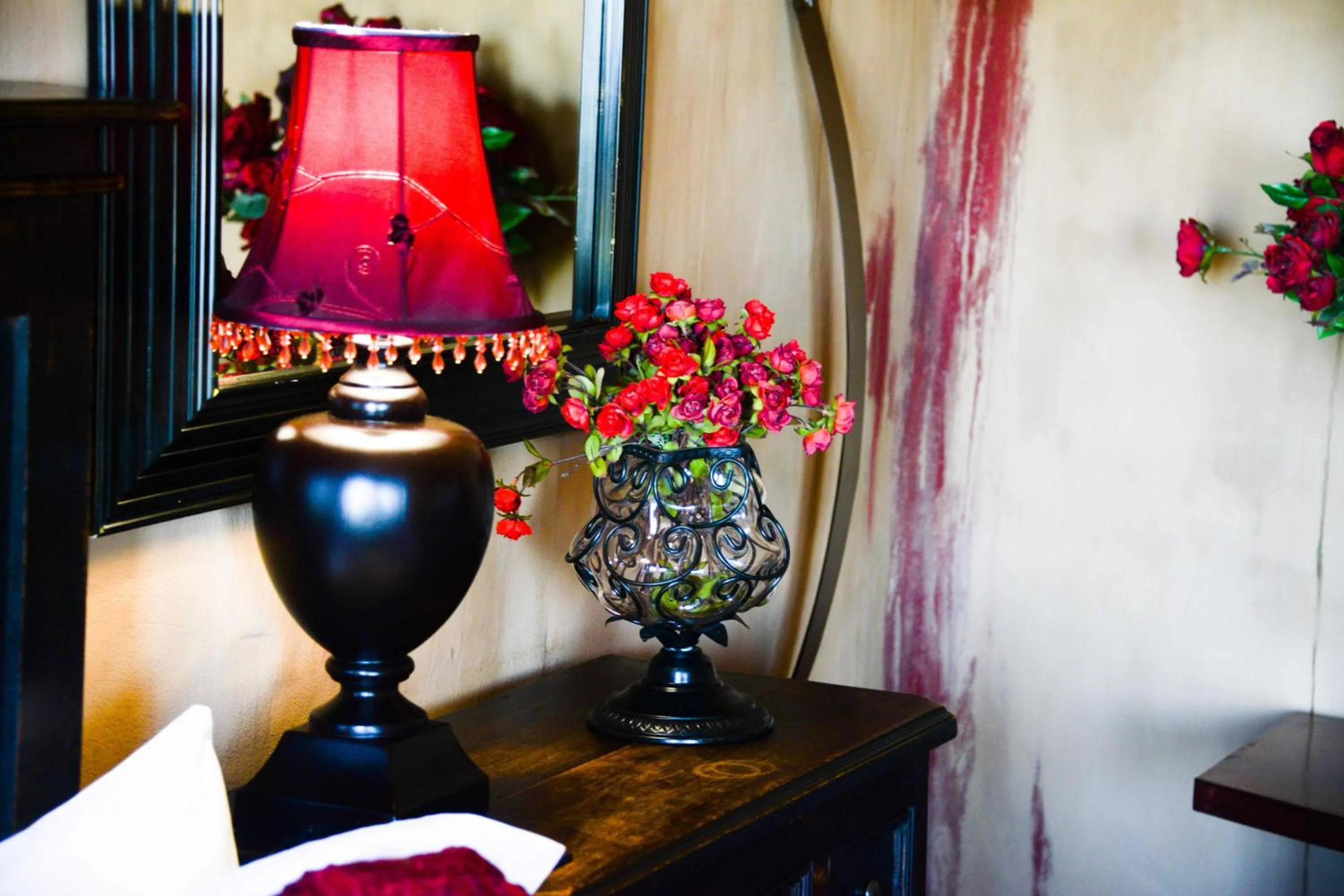 Decorative detail in Dio Dell Amore Guest House