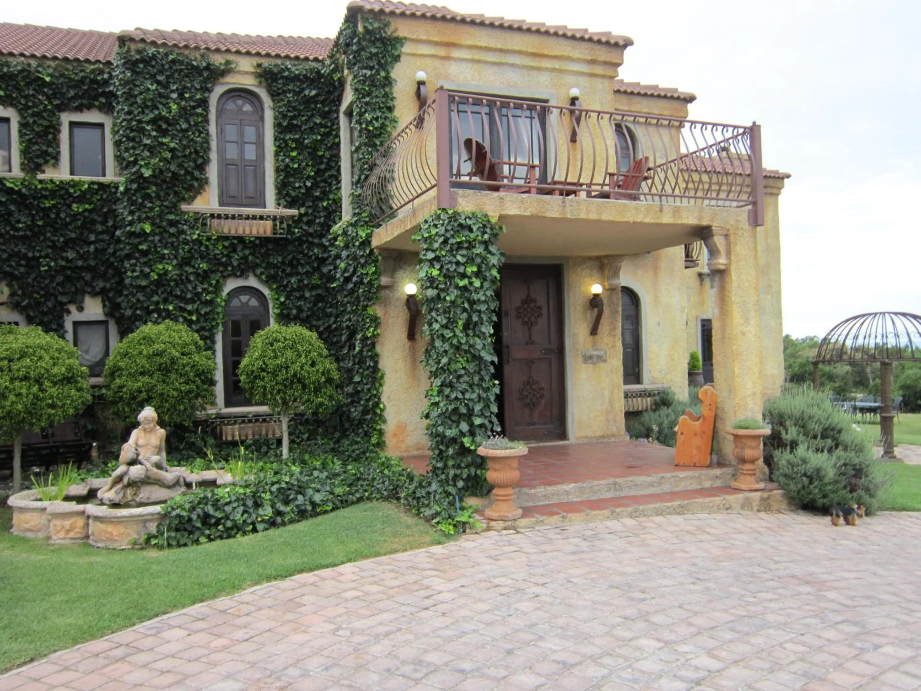 Facade/entrance in Dio Dell Amore Guest House