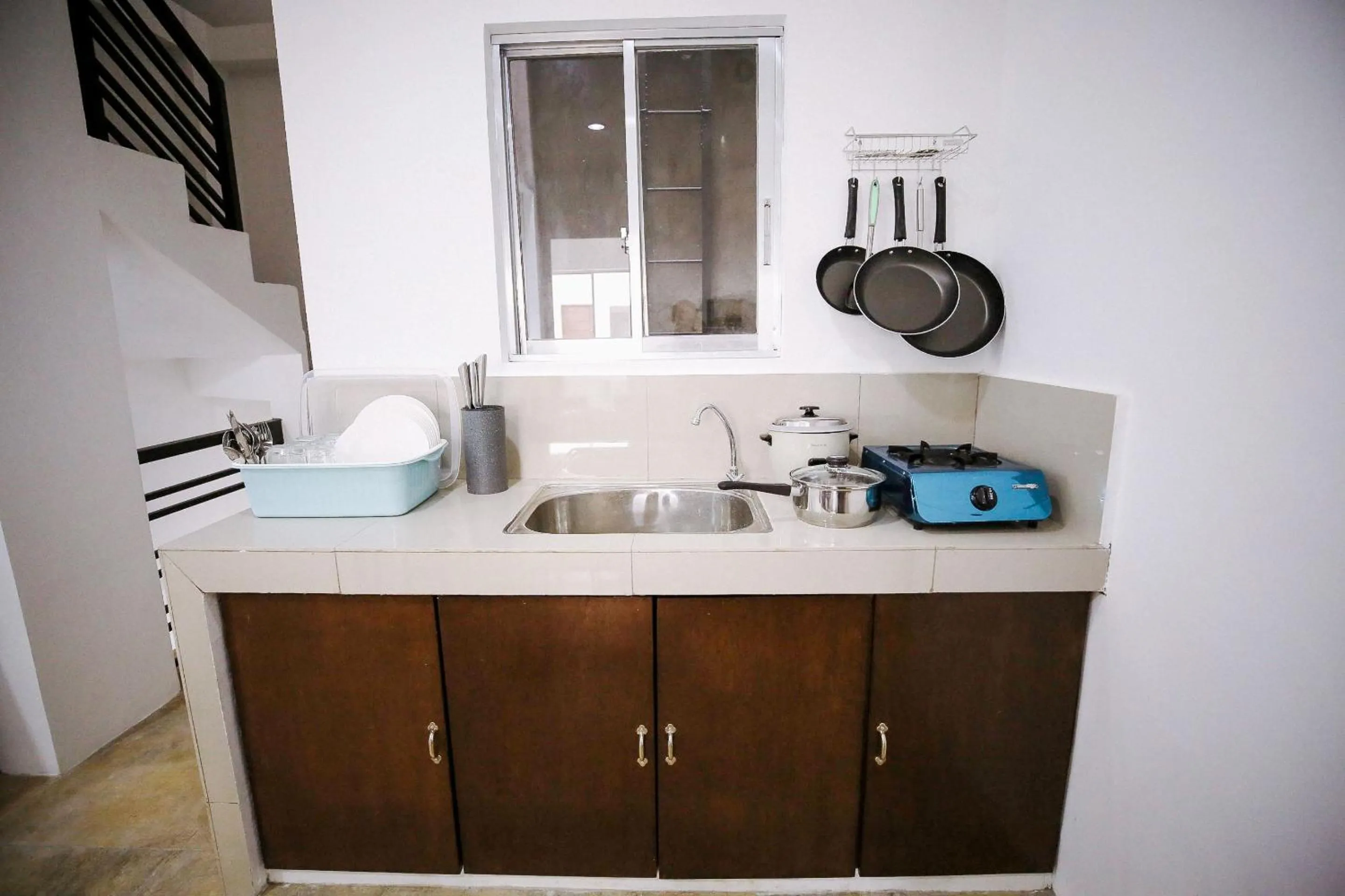 Dining area in OYO 789 Abn Residences