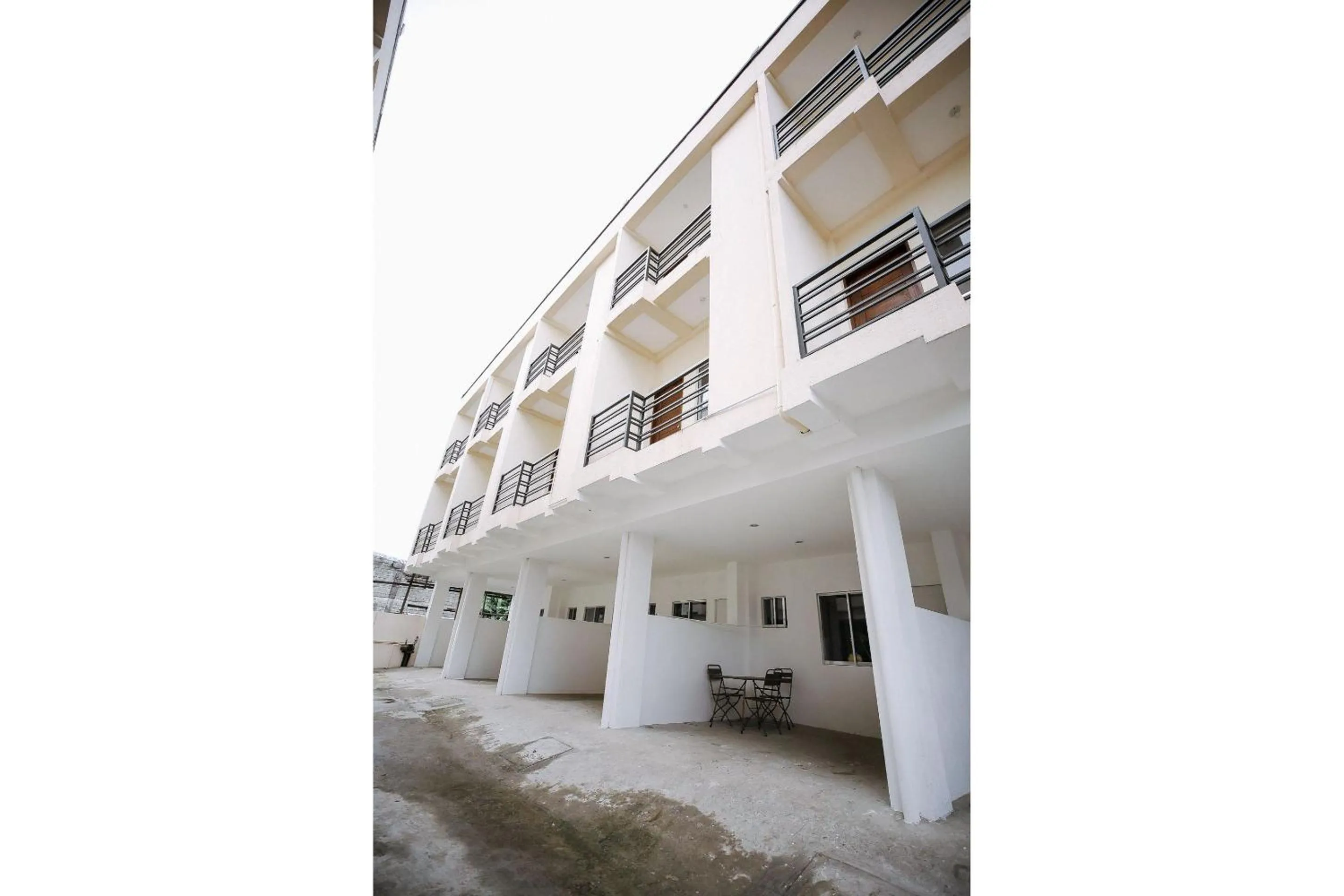 Facade/entrance in OYO 789 Abn Residences