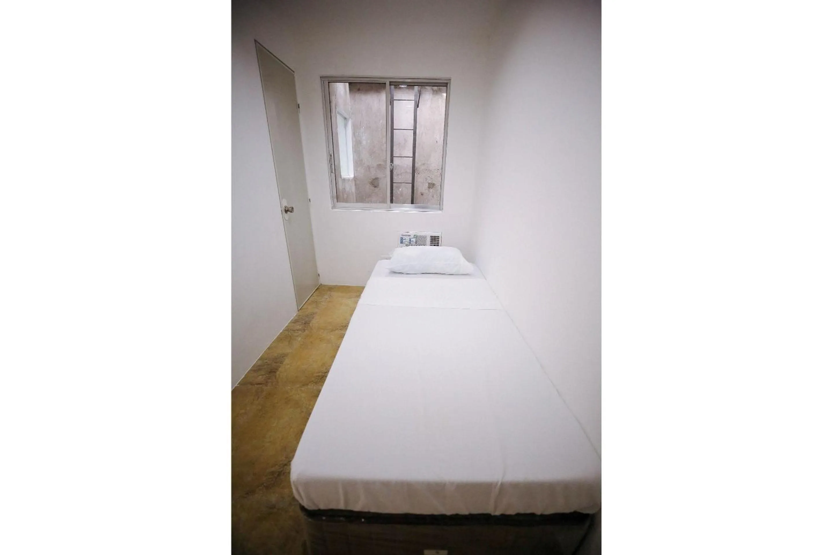 Bedroom in OYO 789 Abn Residences