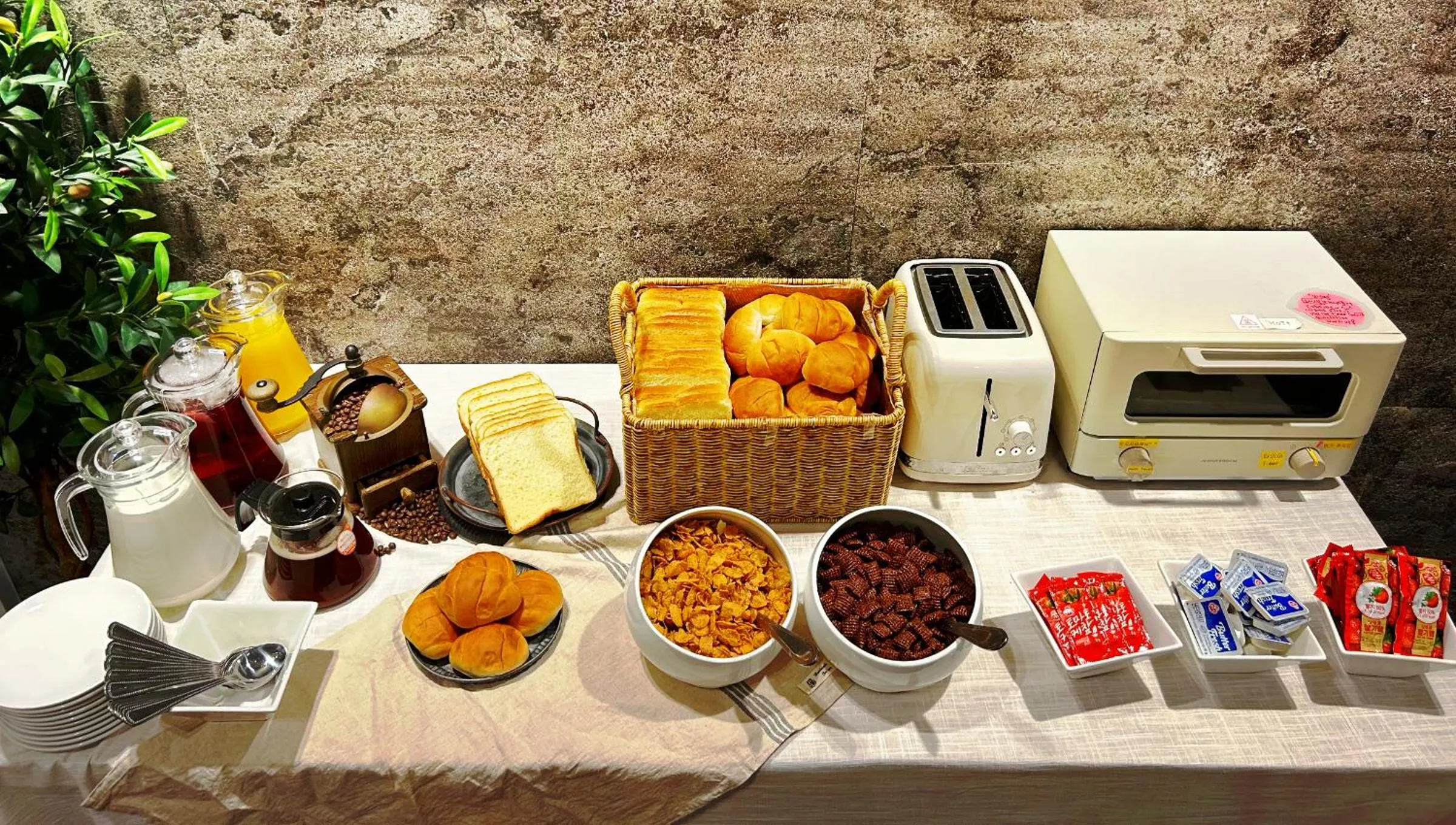 Restaurant/places to eat in Best Louis Hamilton Hotel Haeundae