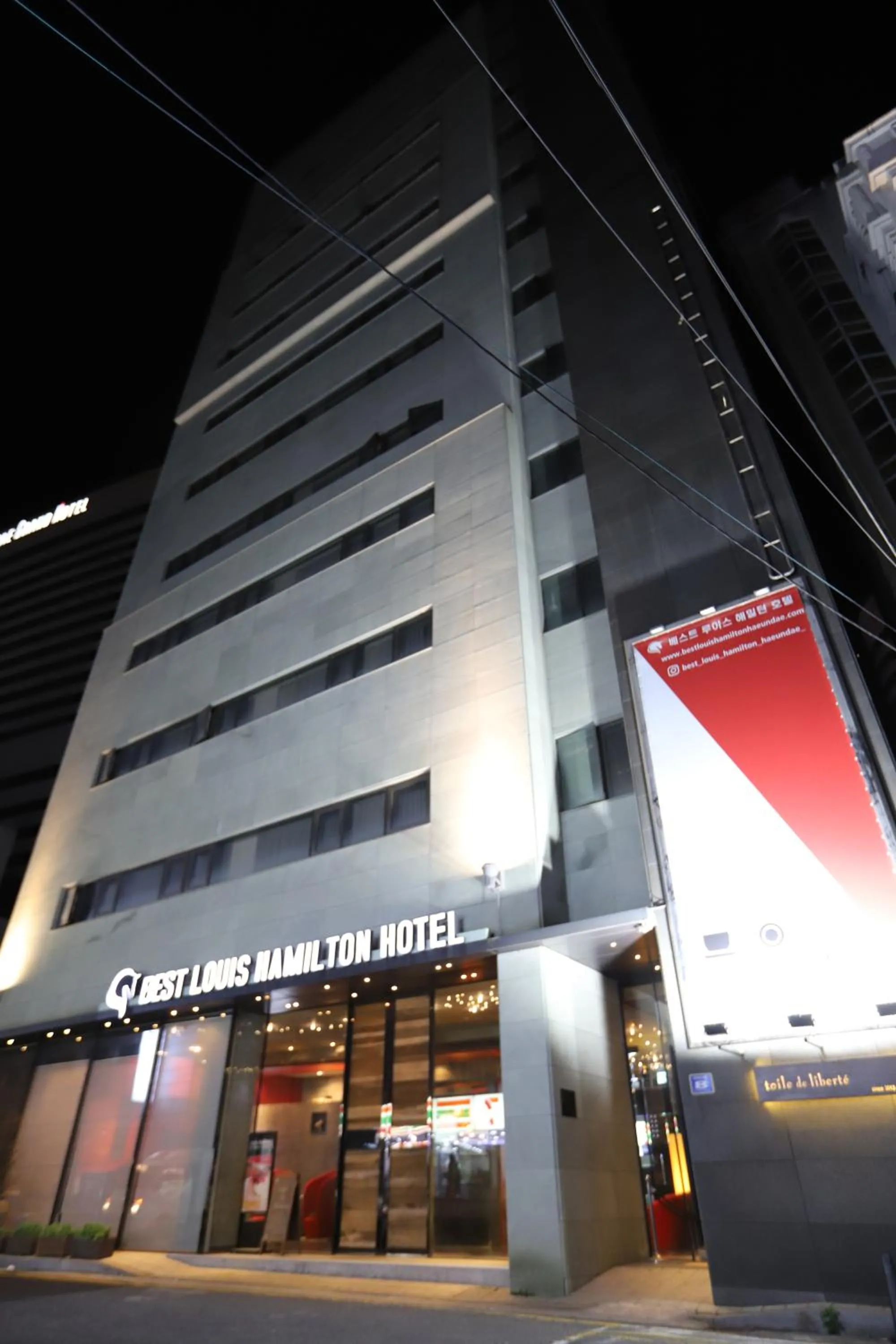 Facade/entrance in Best Louis Hamilton Hotel Haeundae