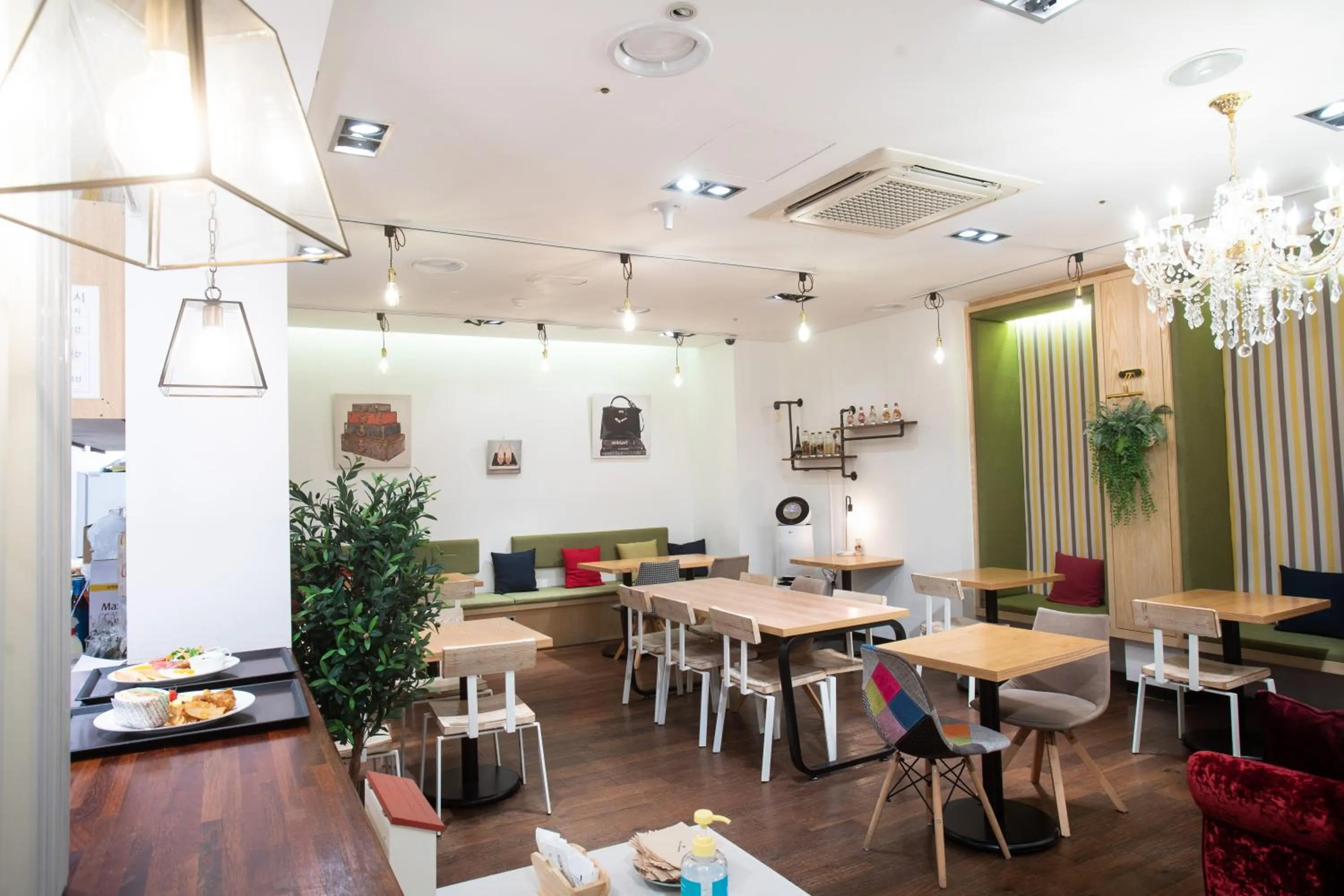 Restaurant/places to eat in Best Louis Hamilton Hotel Haeundae