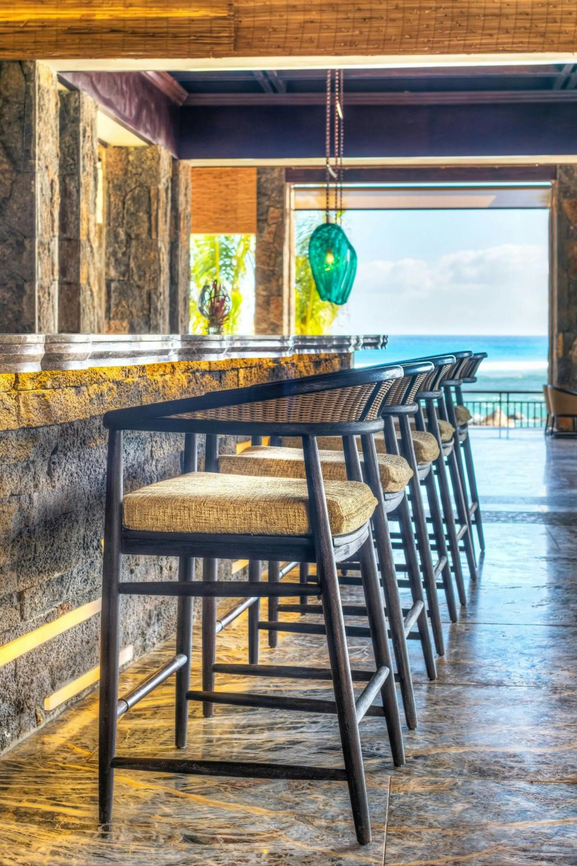Lounge or bar in The Westin Turtle Bay Resort & Spa, Mauritius