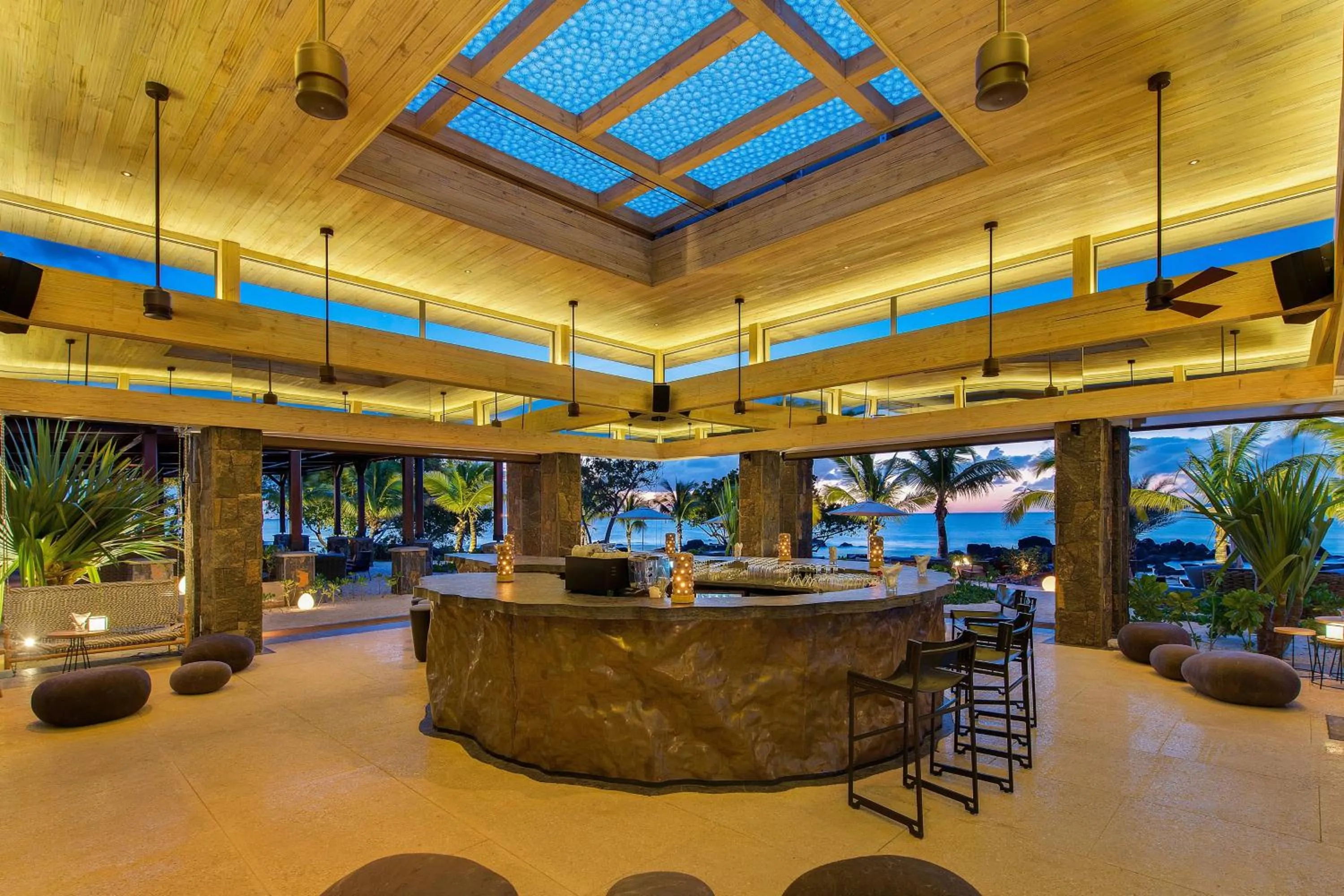 Lounge or bar in The Westin Turtle Bay Resort & Spa, Mauritius