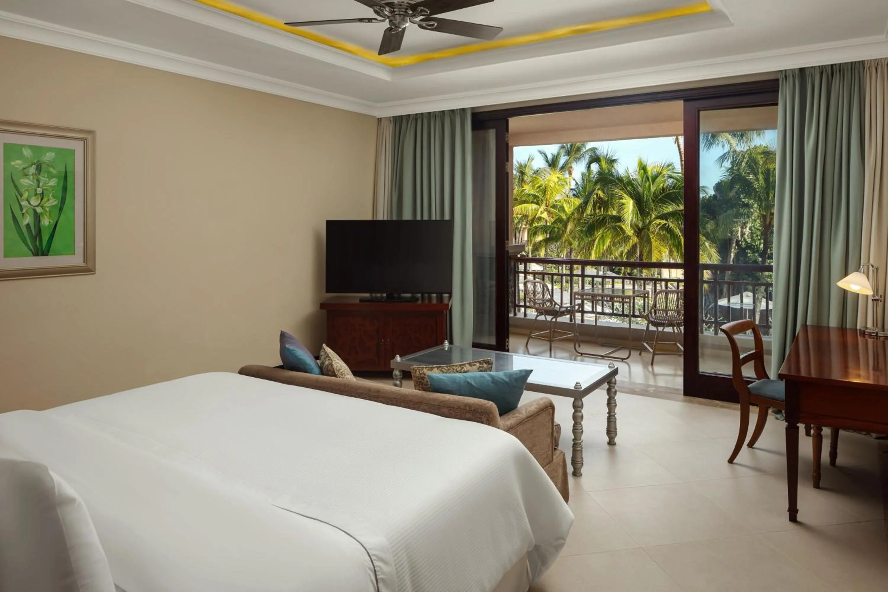 Photo of the whole room, Bed in The Westin Turtle Bay Resort & Spa, Mauritius