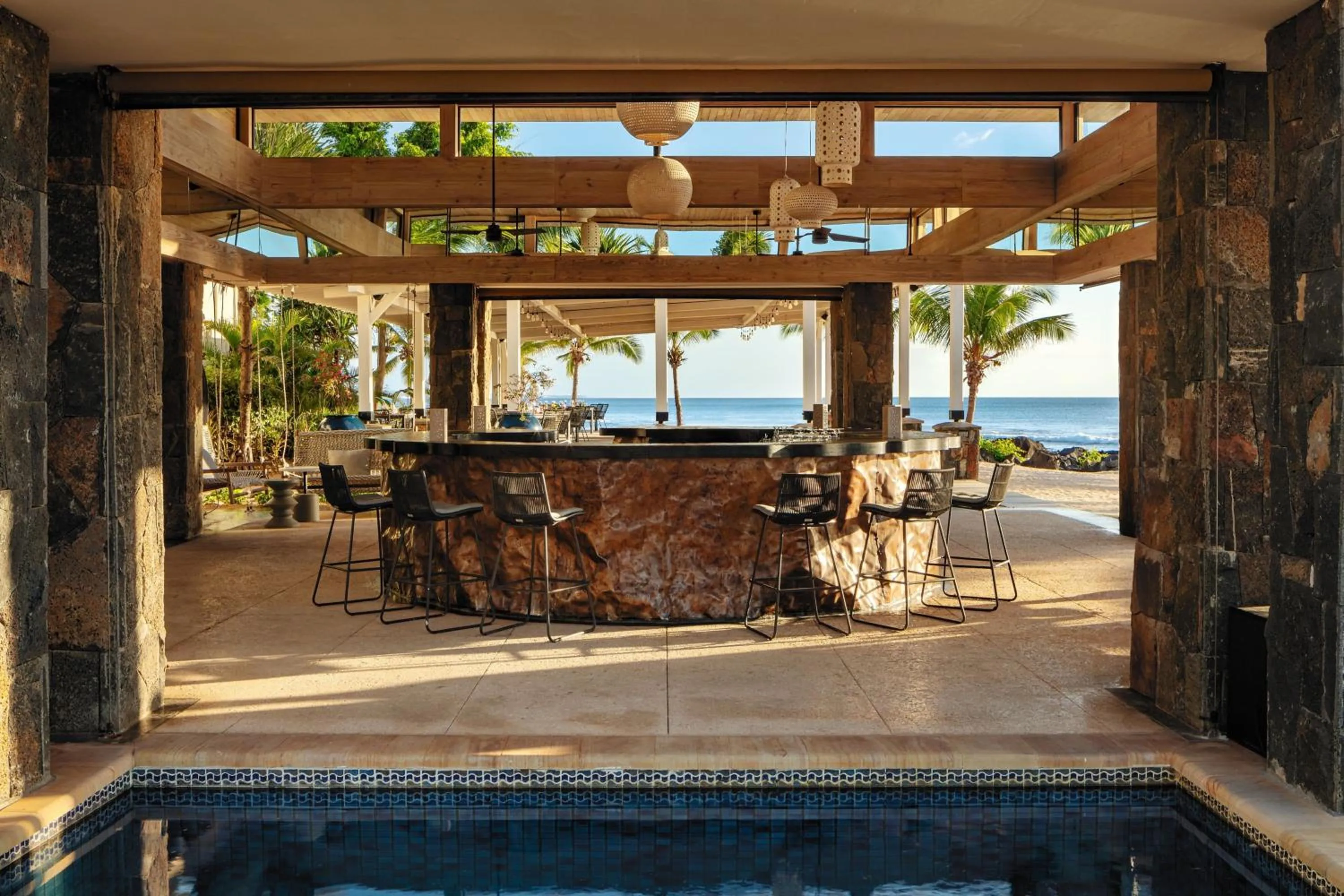 Lounge or bar in The Westin Turtle Bay Resort & Spa, Mauritius