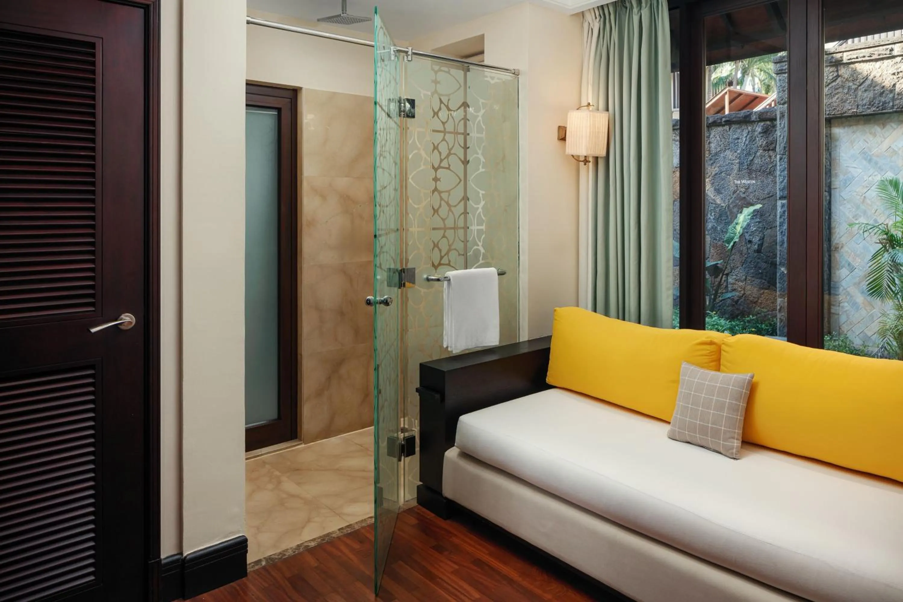 Photo of the whole room in The Westin Turtle Bay Resort & Spa, Mauritius