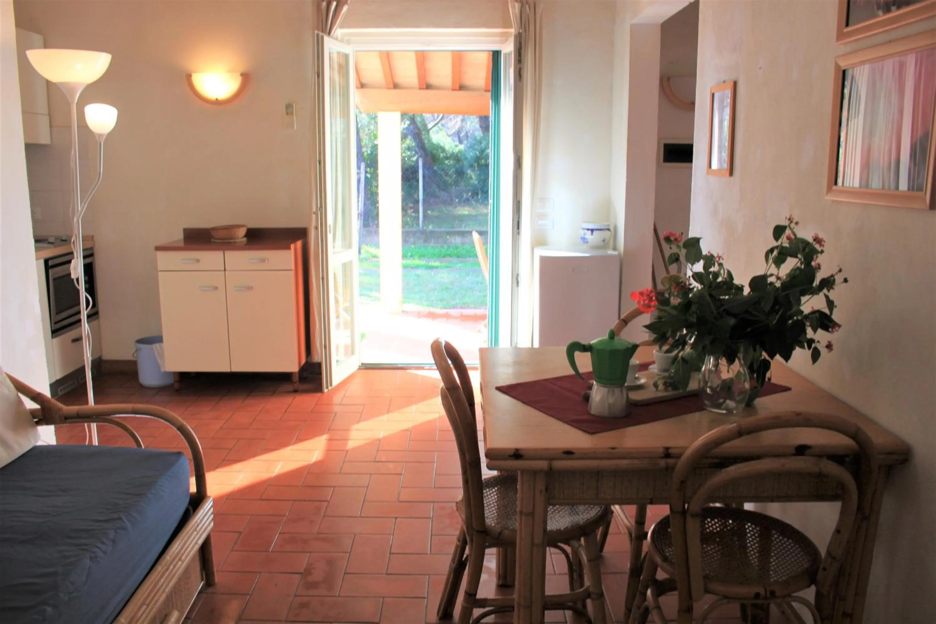 Facade/entrance in Residence La Canova II