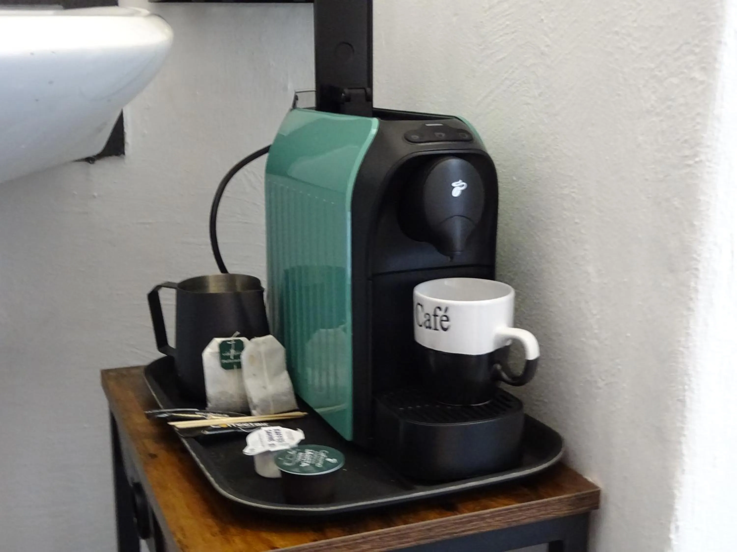 Coffee/tea facilities in Eventhotel Ö - Cappuccino