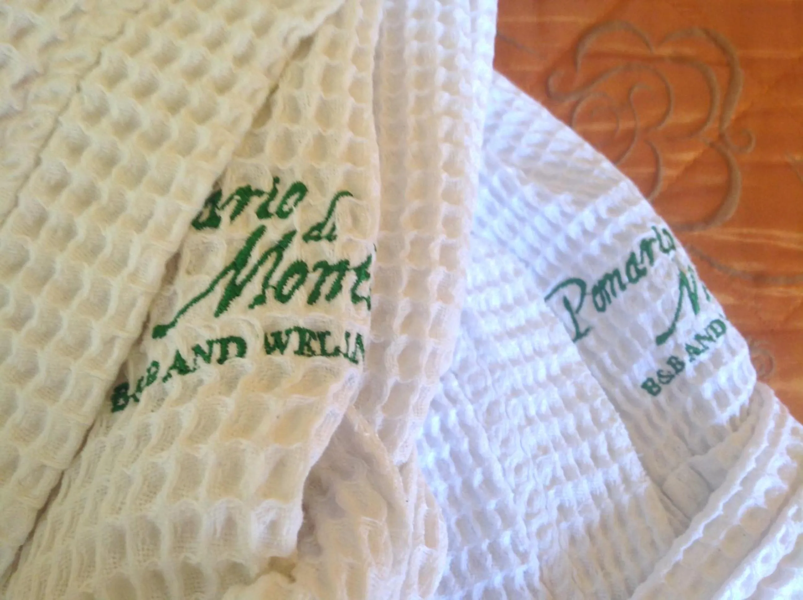 Bed in B&B and Wellness Il Pomario di Montepiglio Resort Naturista