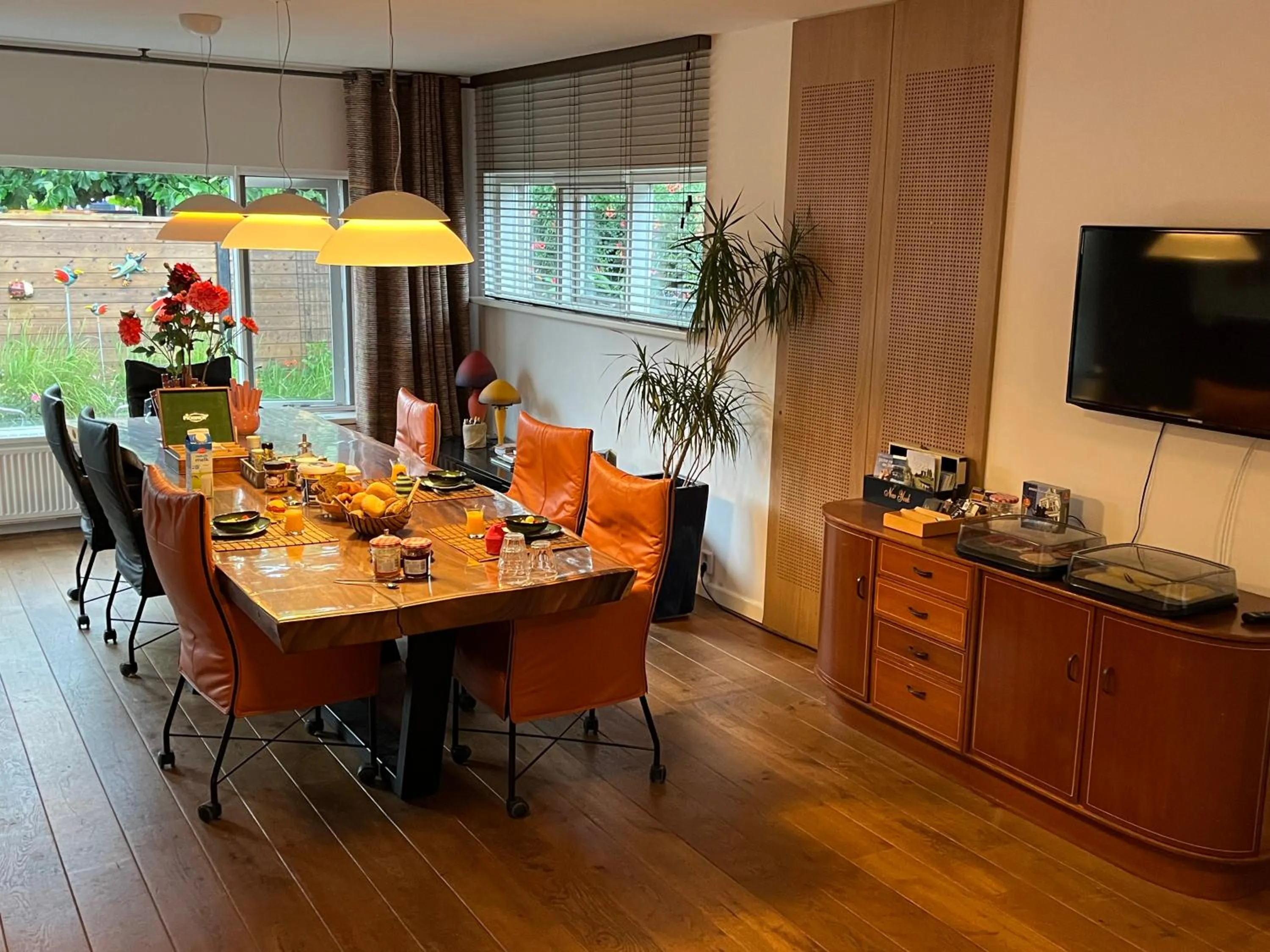 Game Room in Bed&Breakfast Maasland