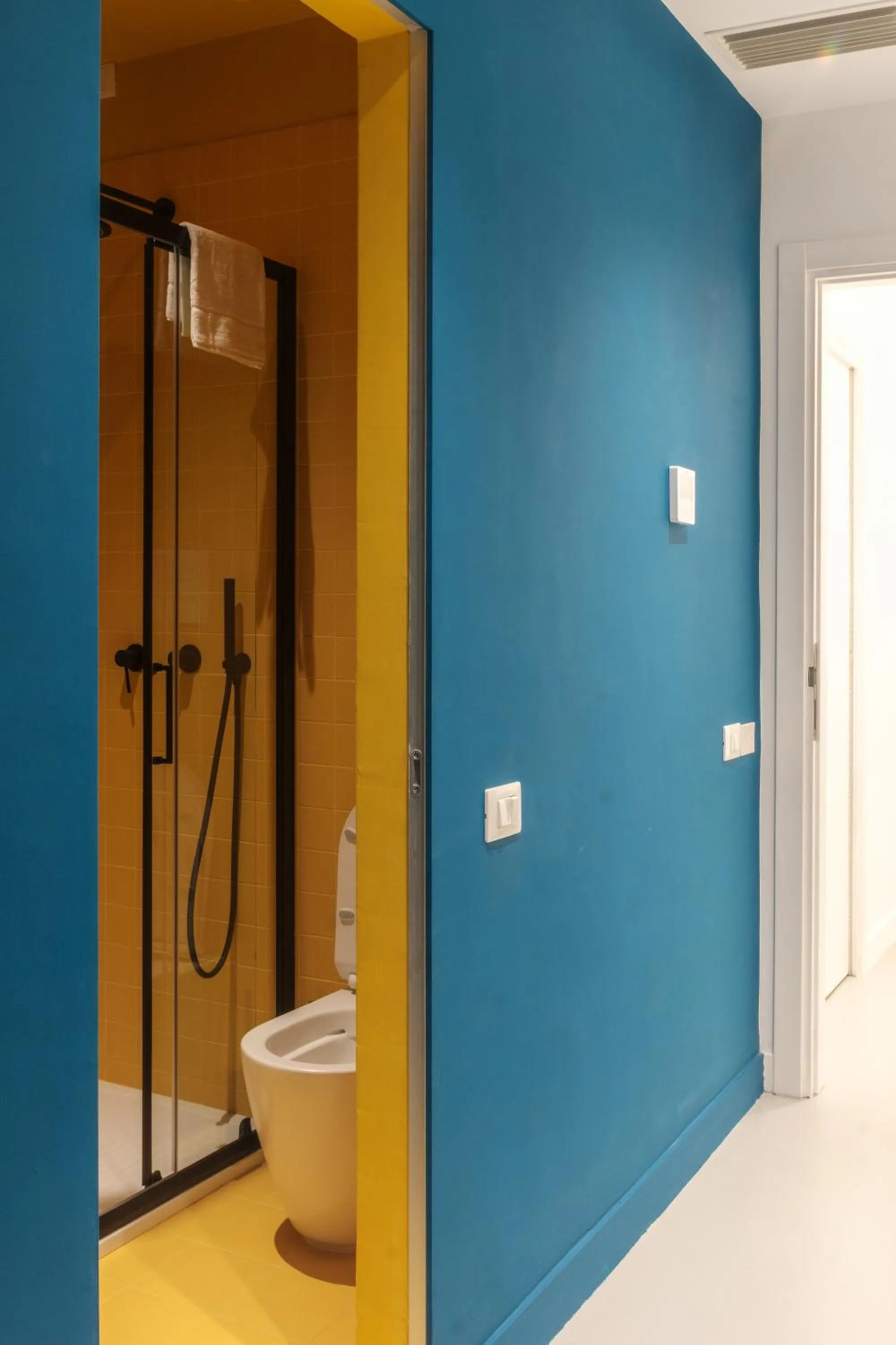 Bed in 4-Bed Mixed Dormitory Room in Malalbergo