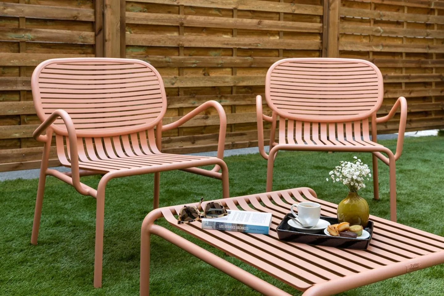 Patio in O.Lysée Hotel