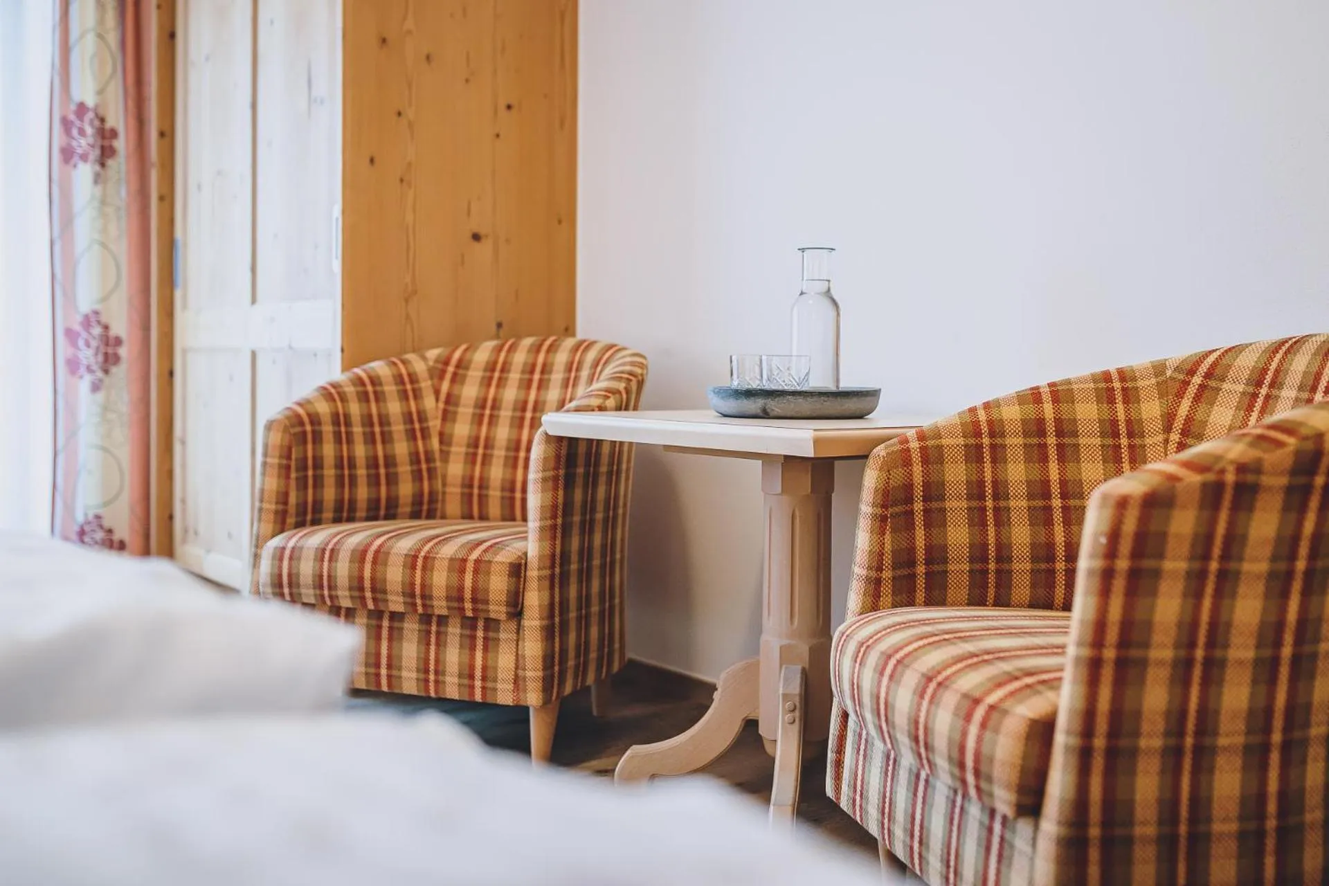 Seating area in Hotel Vorderronach