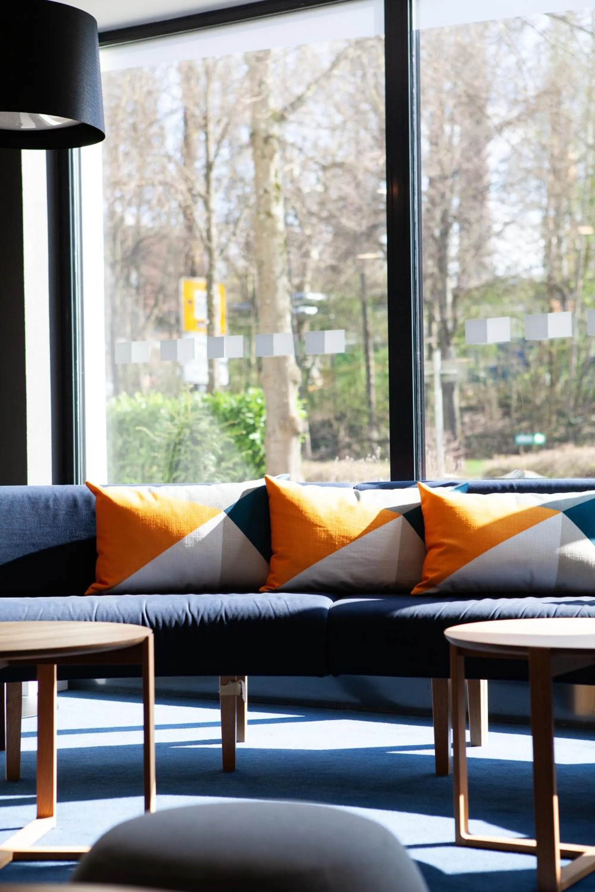 Lobby or reception in Holiday Inn Express Neunkirchen by IHG