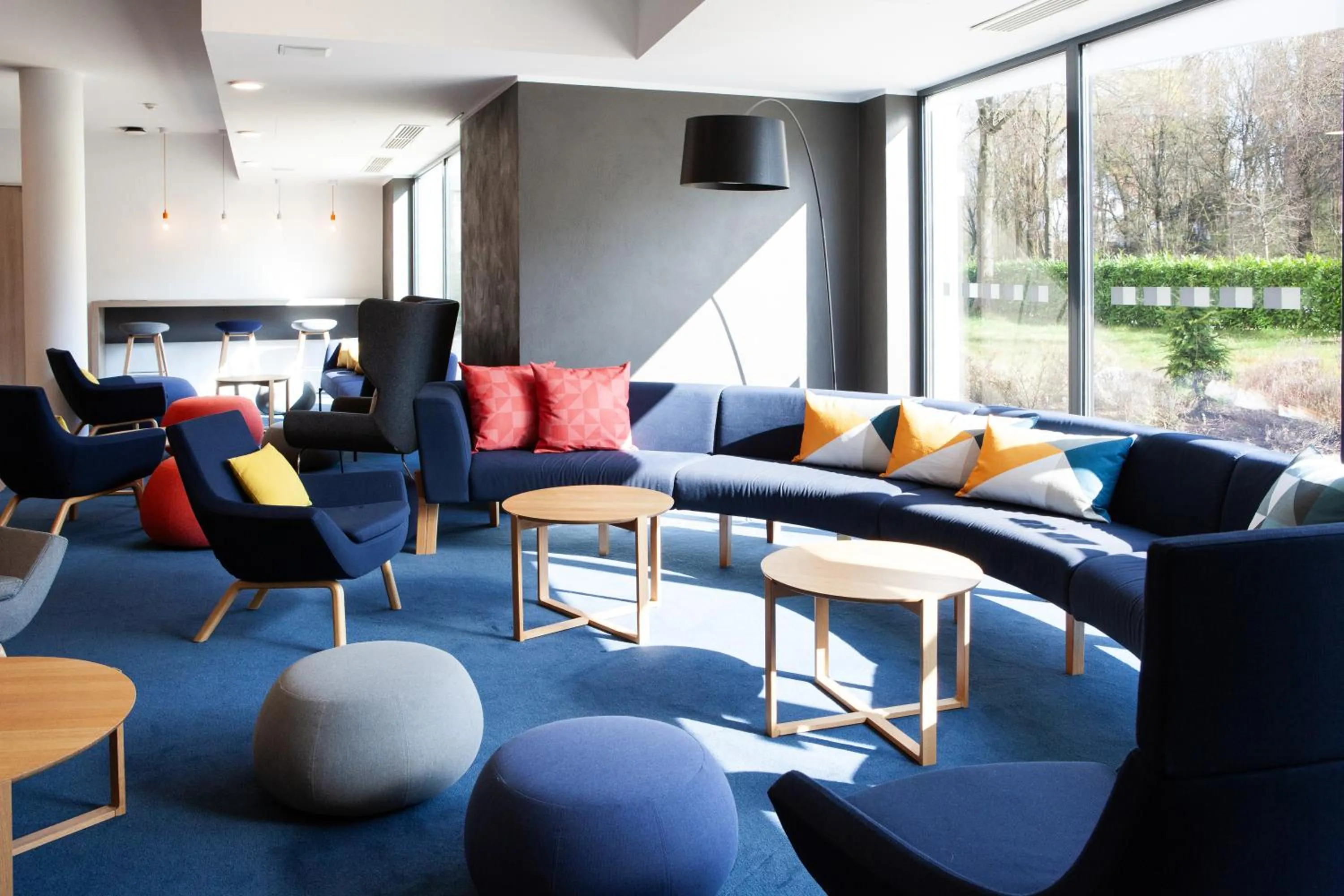 Lobby or reception in Holiday Inn Express Neunkirchen by IHG