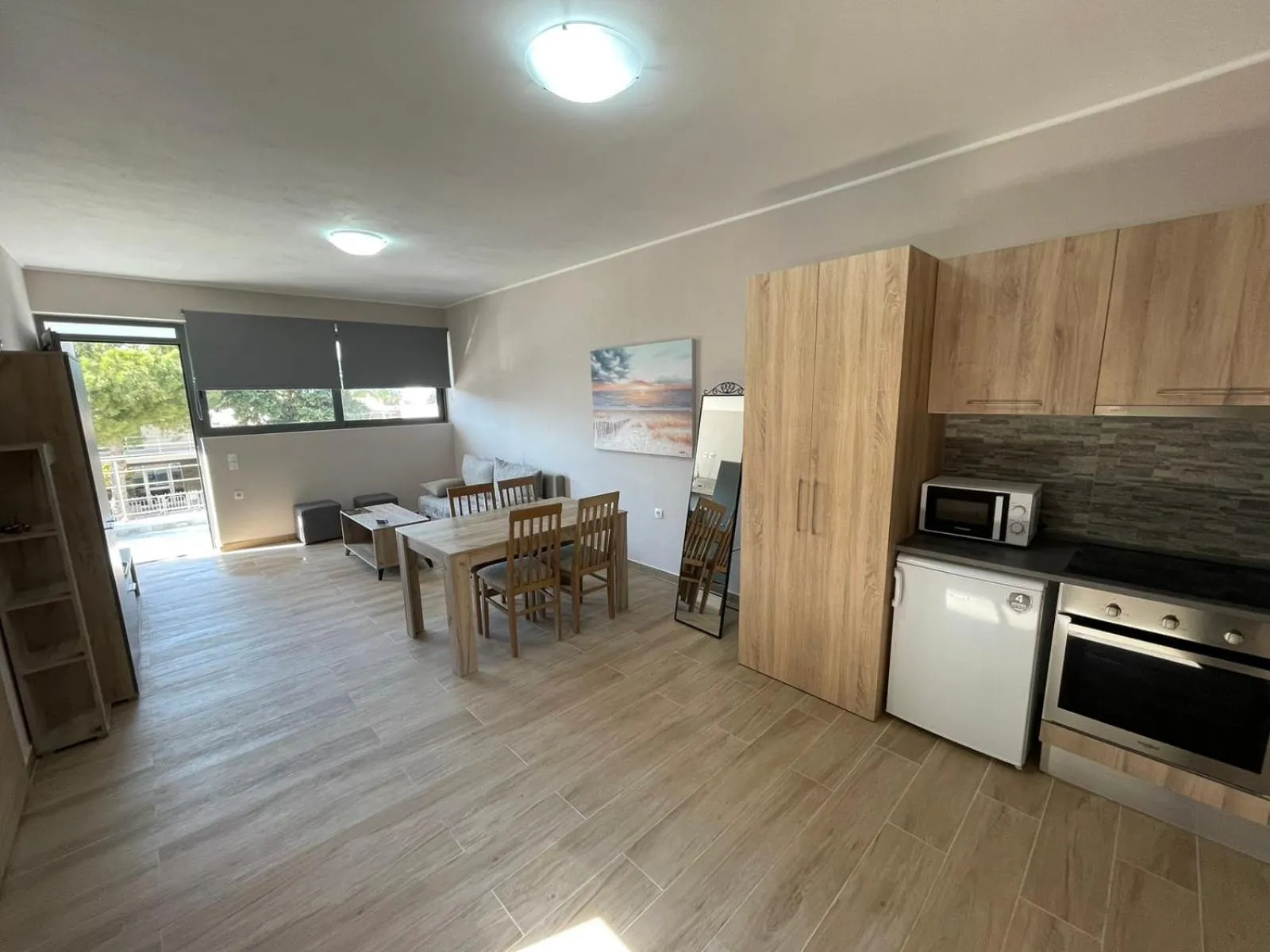 AVR Airport Deluxe Suites 6 AIRPORT FREE SHUTLE