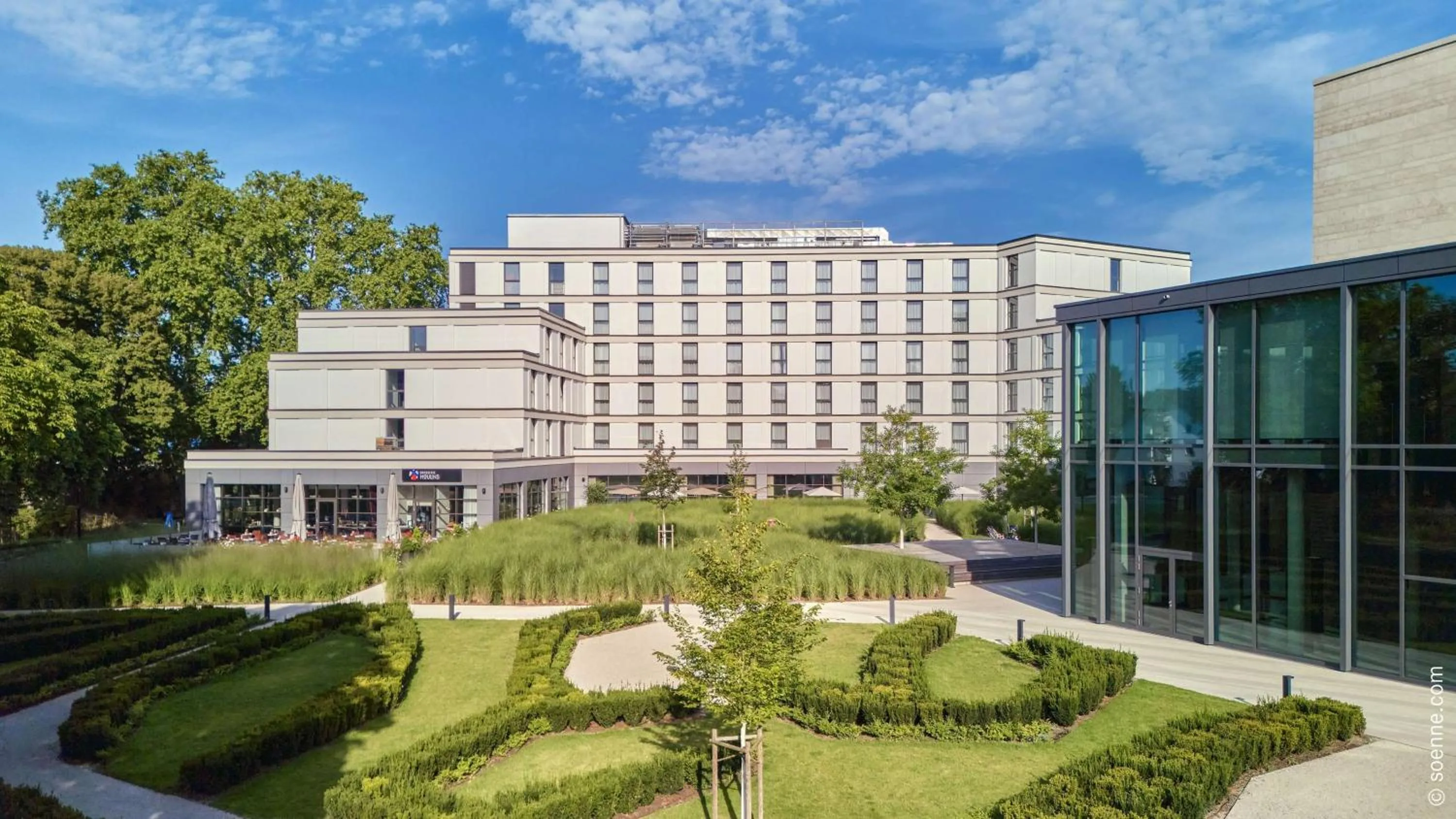 Property building in Dorint Parkhotel Frankfurt / Bad Vilbel