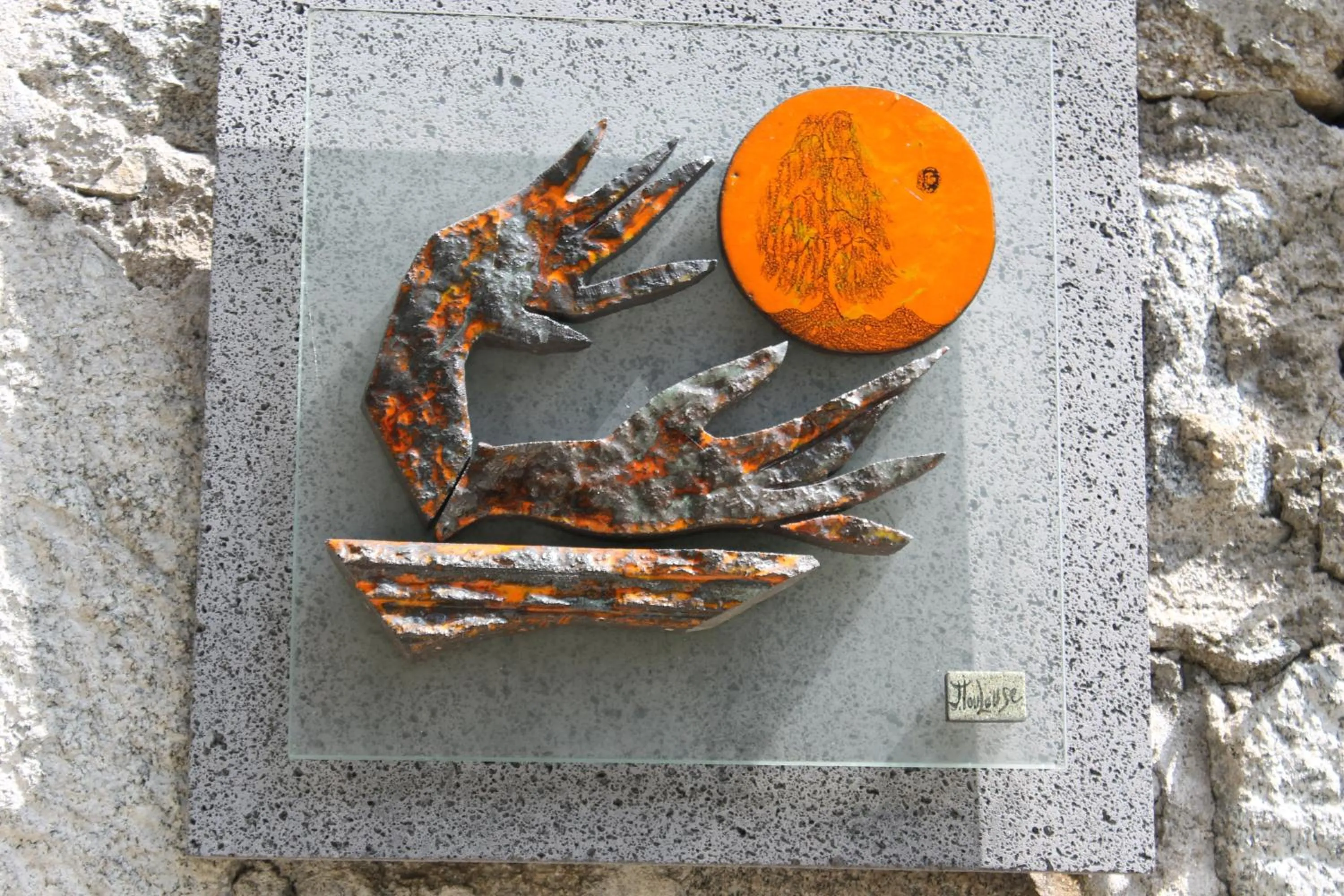 Decorative detail in Chambre Bounty, B&B, cuisine privée, lit queen size, terrasse, parking, garage