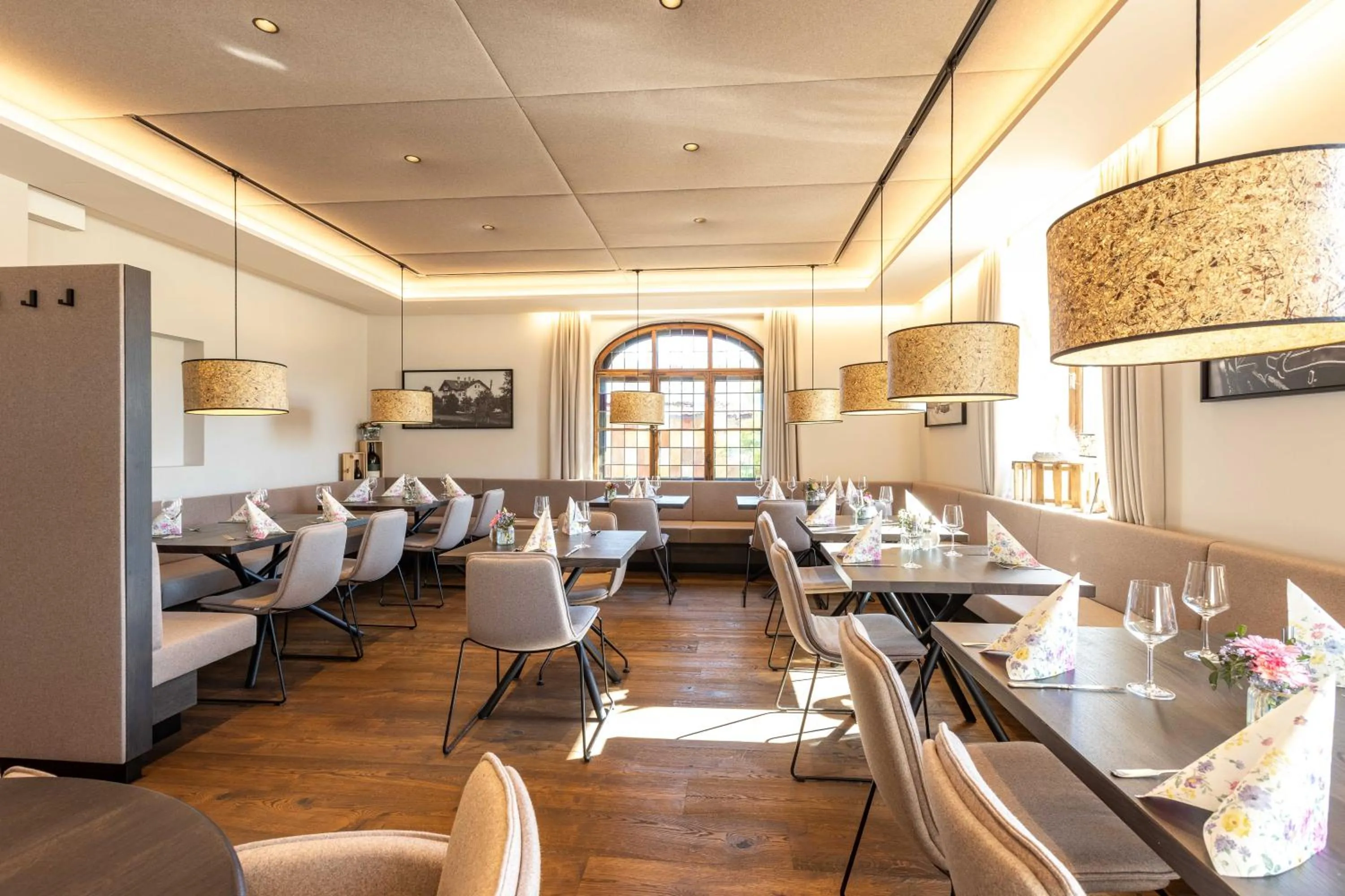 Restaurant/places to eat in Hotel am Wald