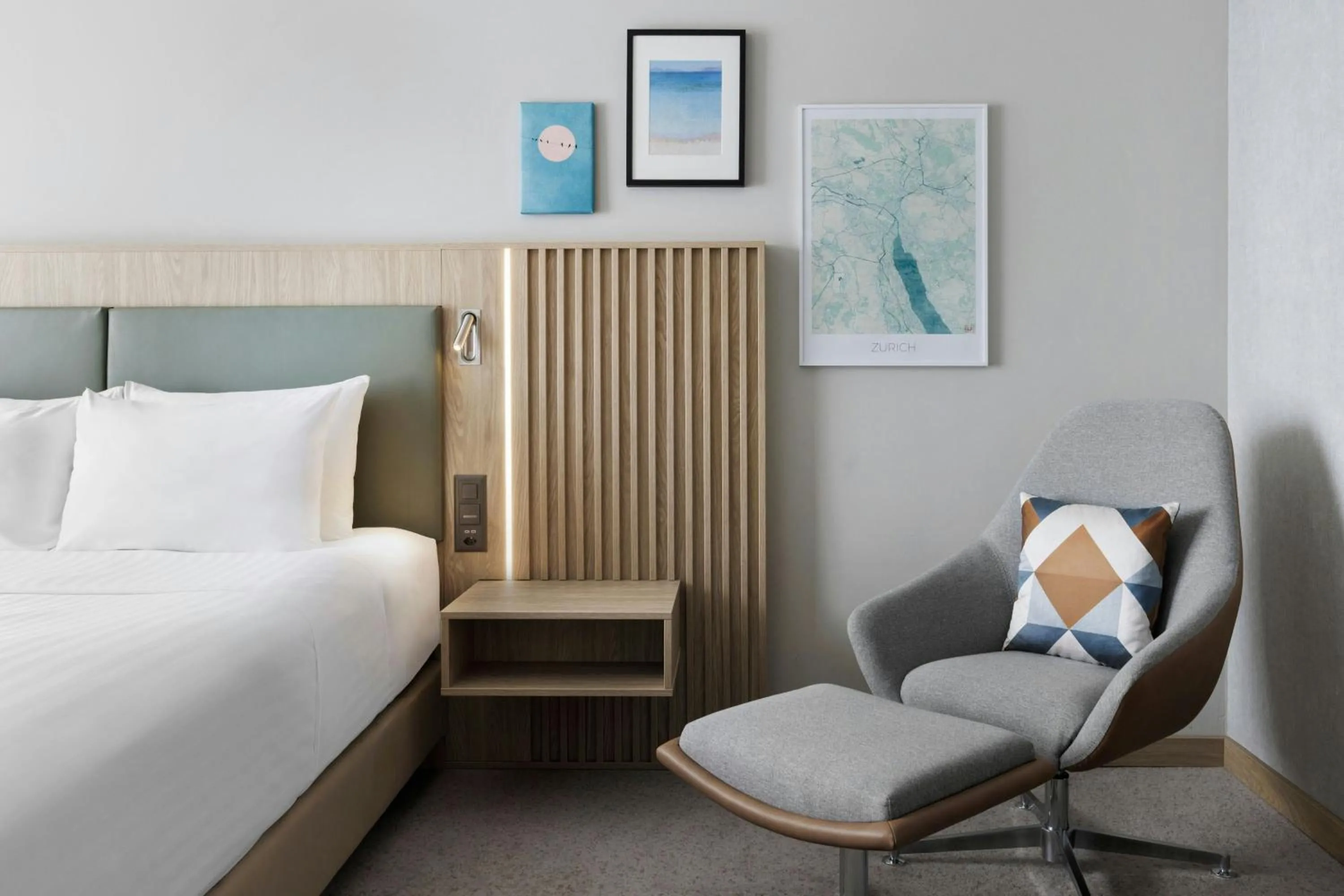 Bedroom, Bed in Courtyard by Marriott Zurich North