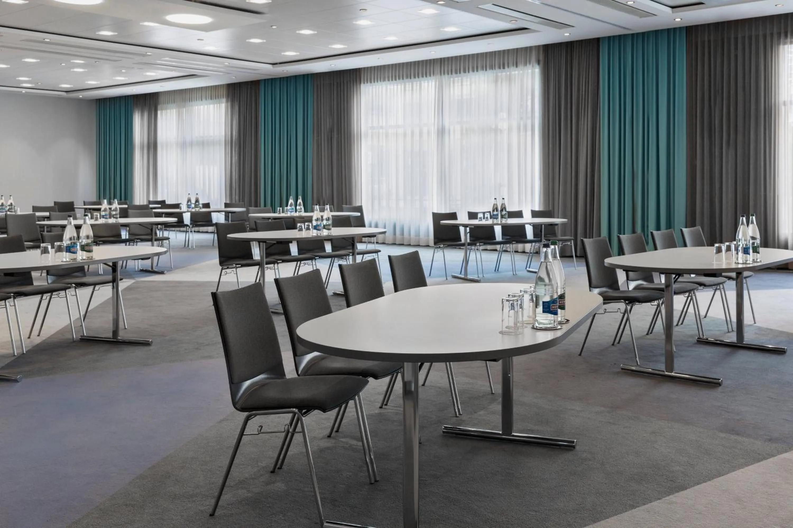 Meeting/conference room in Courtyard by Marriott Zurich North