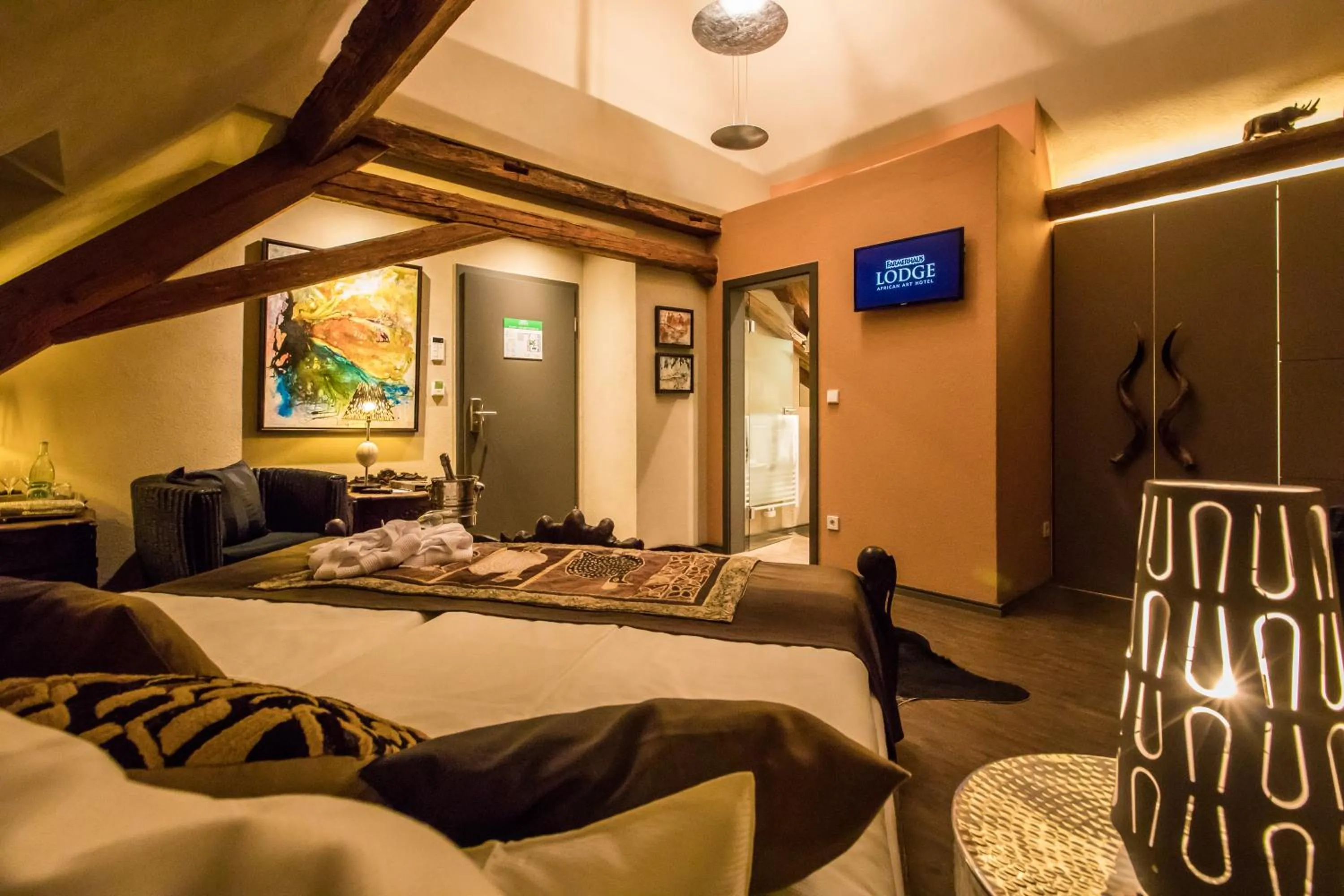 Photo of the whole room, Bed in Farmerhaus-Lodge