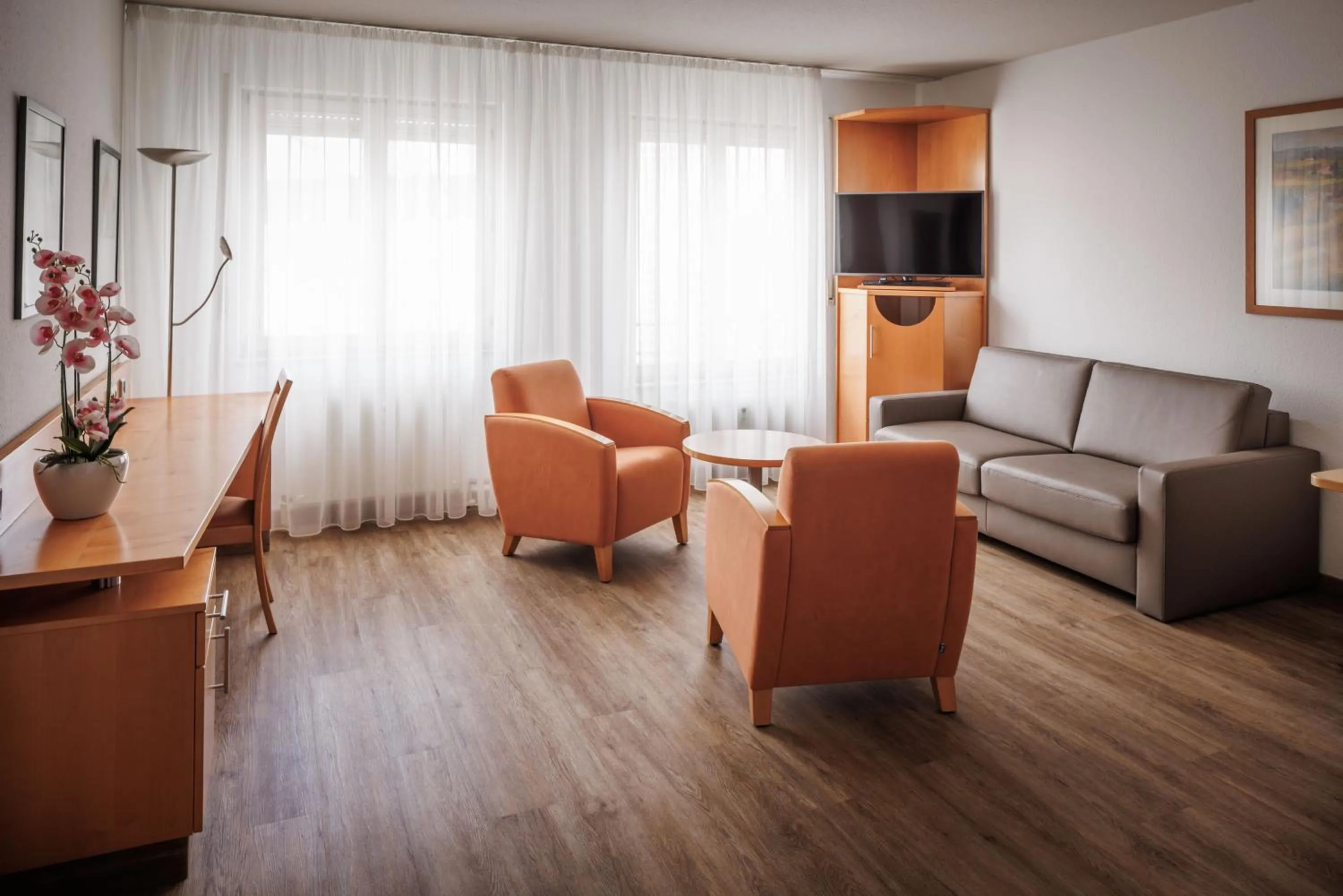 TV and multimedia in Ariva Boardinghouse Platanenhof