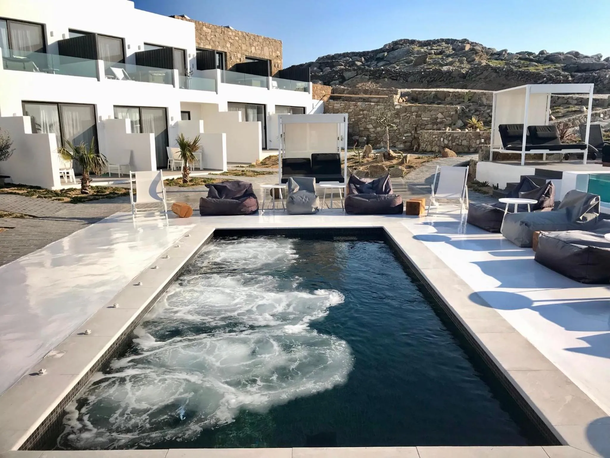 Swimming pool in Bianco a Nero Mykonos
