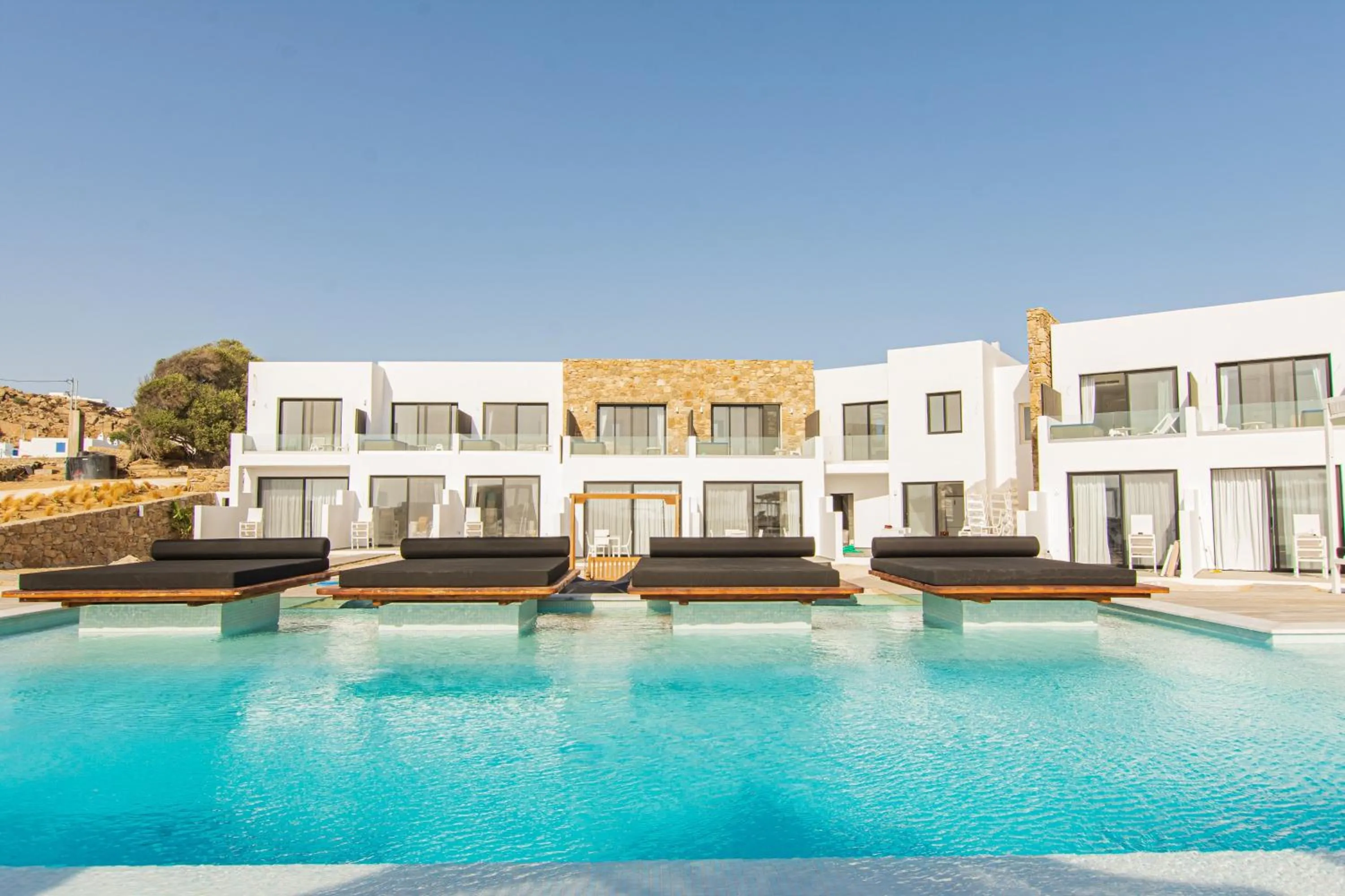 Property building in Bianco a Nero Mykonos