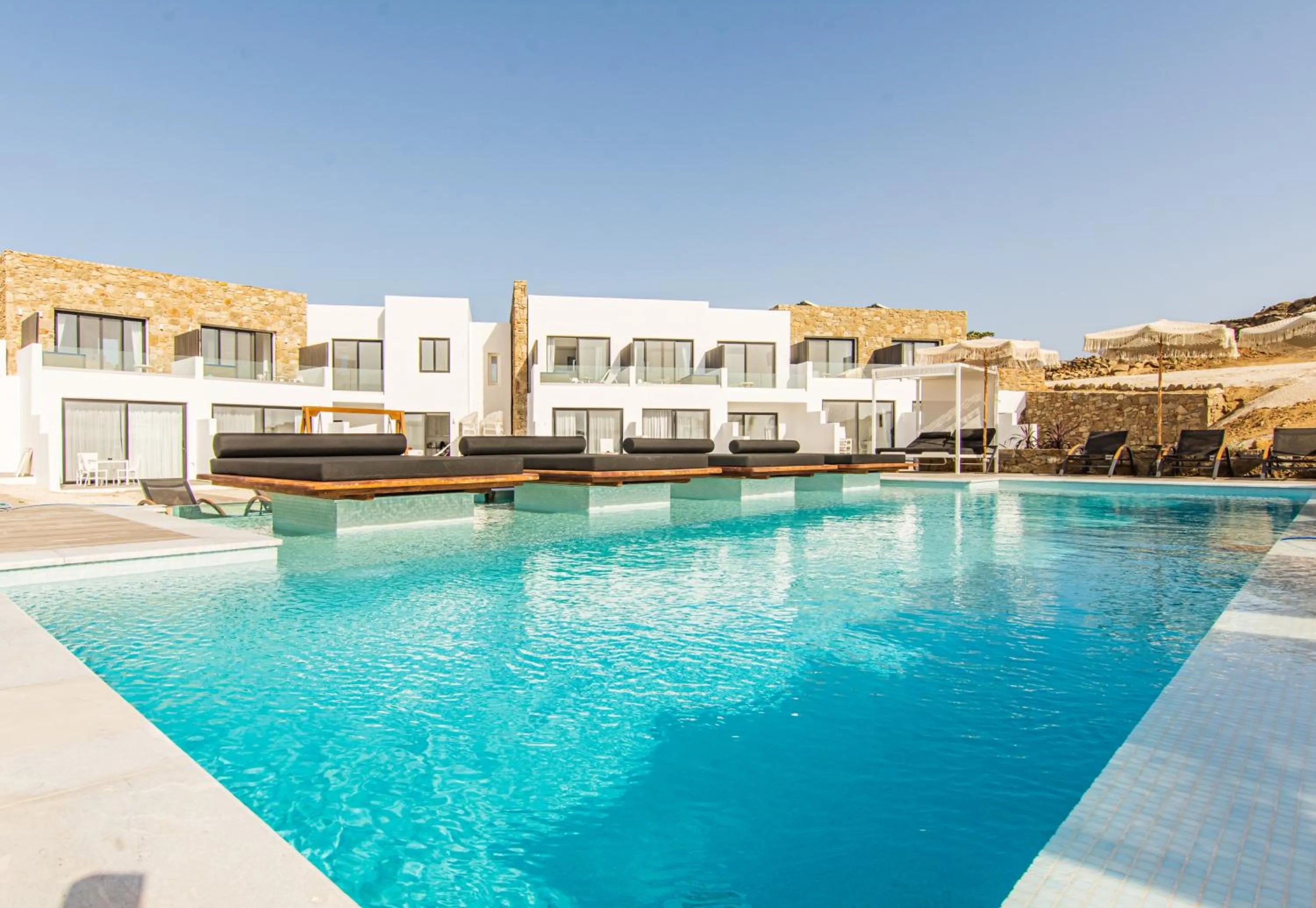 Swimming pool in Bianco a Nero Mykonos