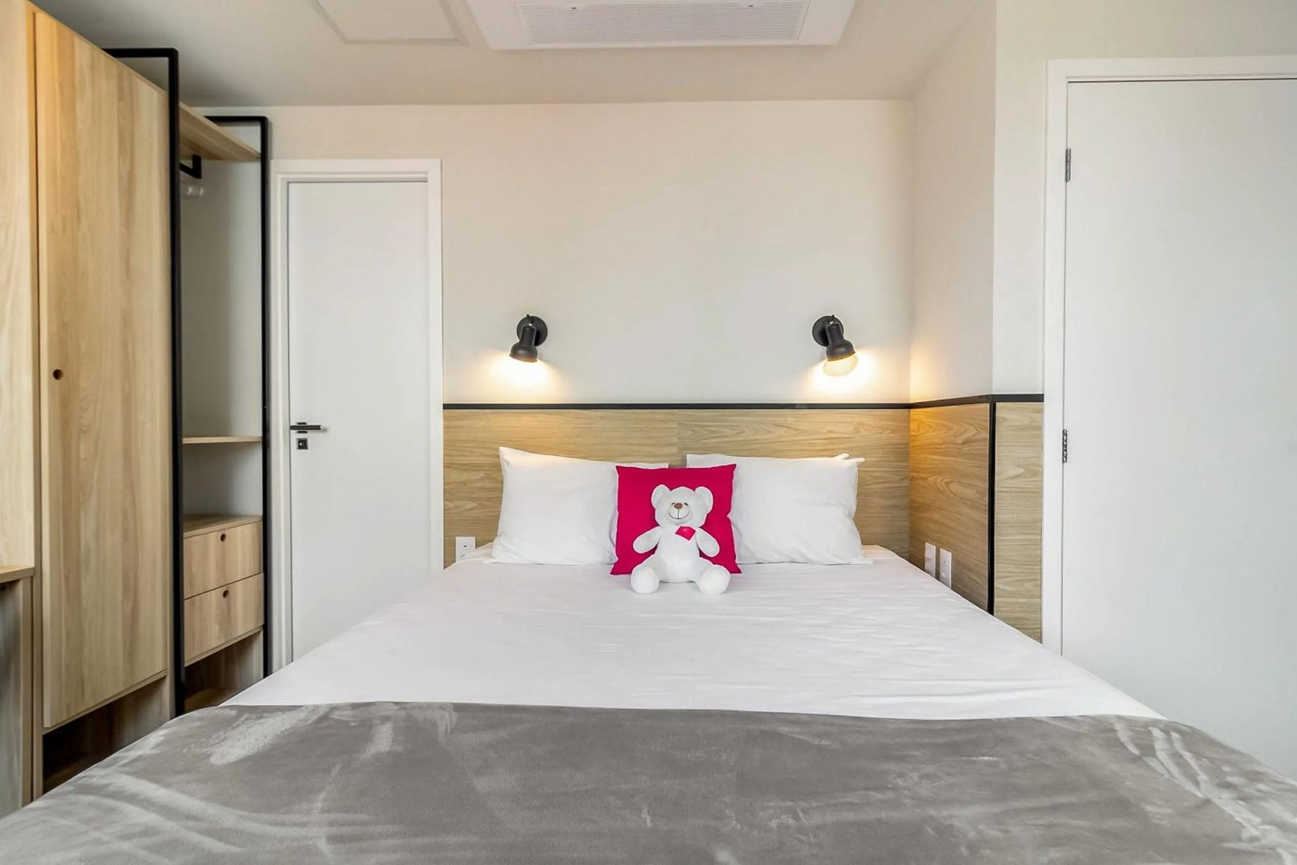 Bed in sp-hobn - housi paulista